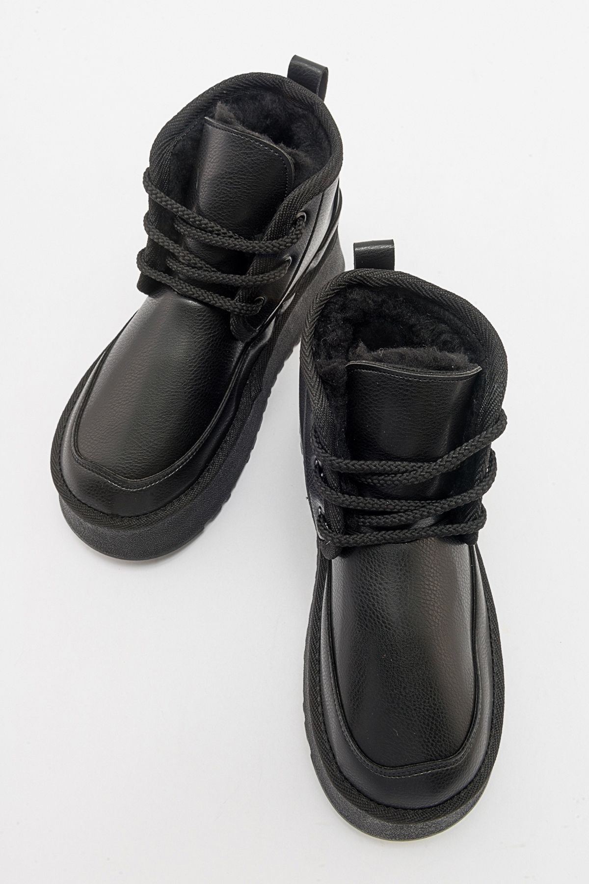 چکمه و بوتی سیاه زنانه OVELA پوست ضخیم BASCK BETERS BOOTS ورزشی luvishoes