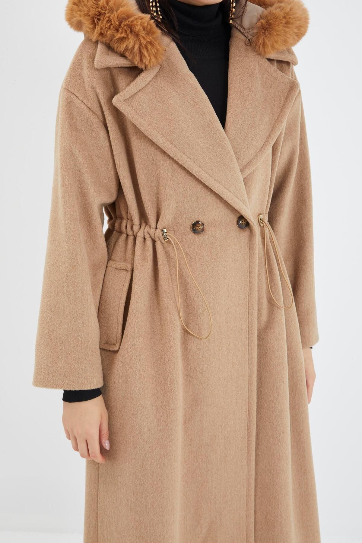 Z hre Fur Detailed Hooded Camel Stash Coat 13294 Trendyol