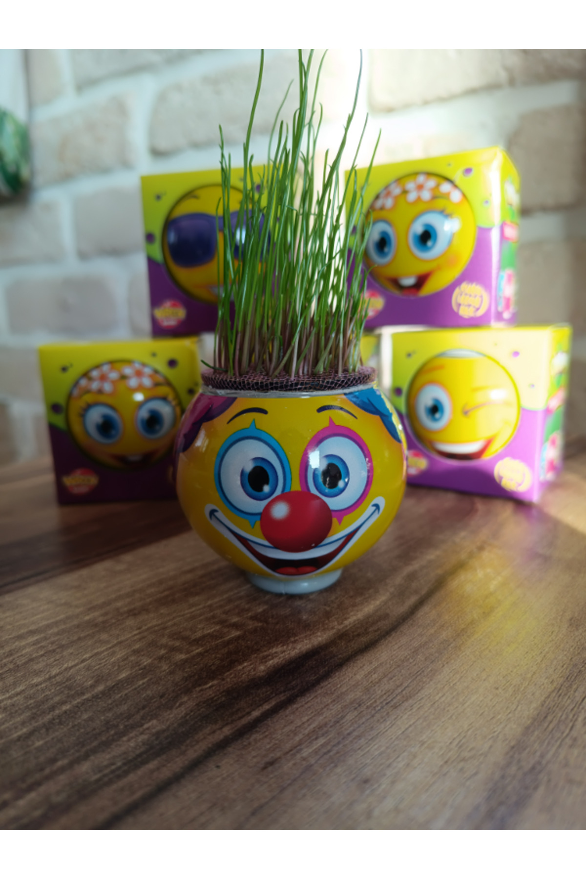 مرد علفی ۴۴ تکه، بستهٔ تک