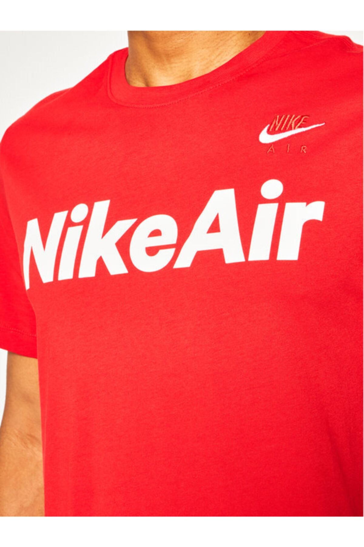 Red t sale shirt nike
