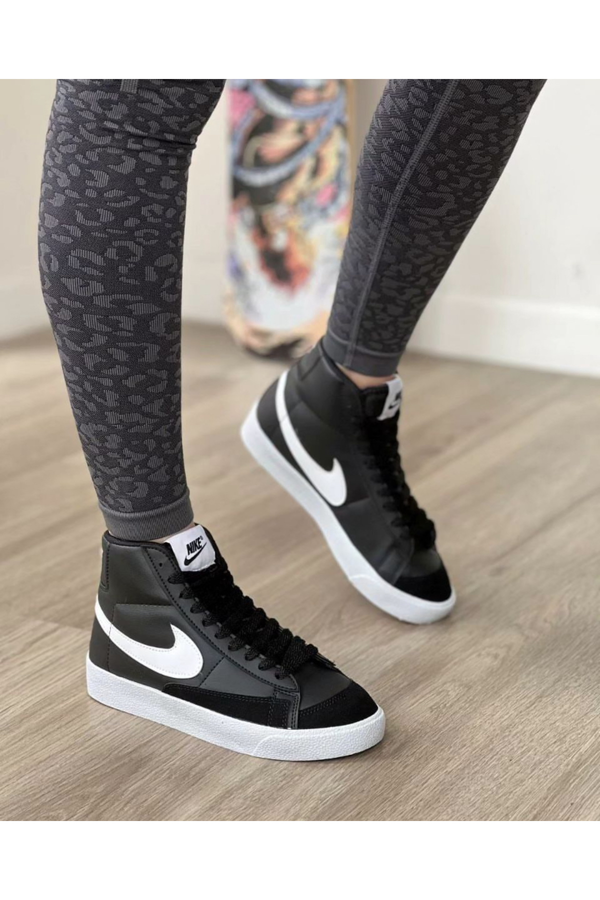 NKRT Ankle Trainers Sneakers