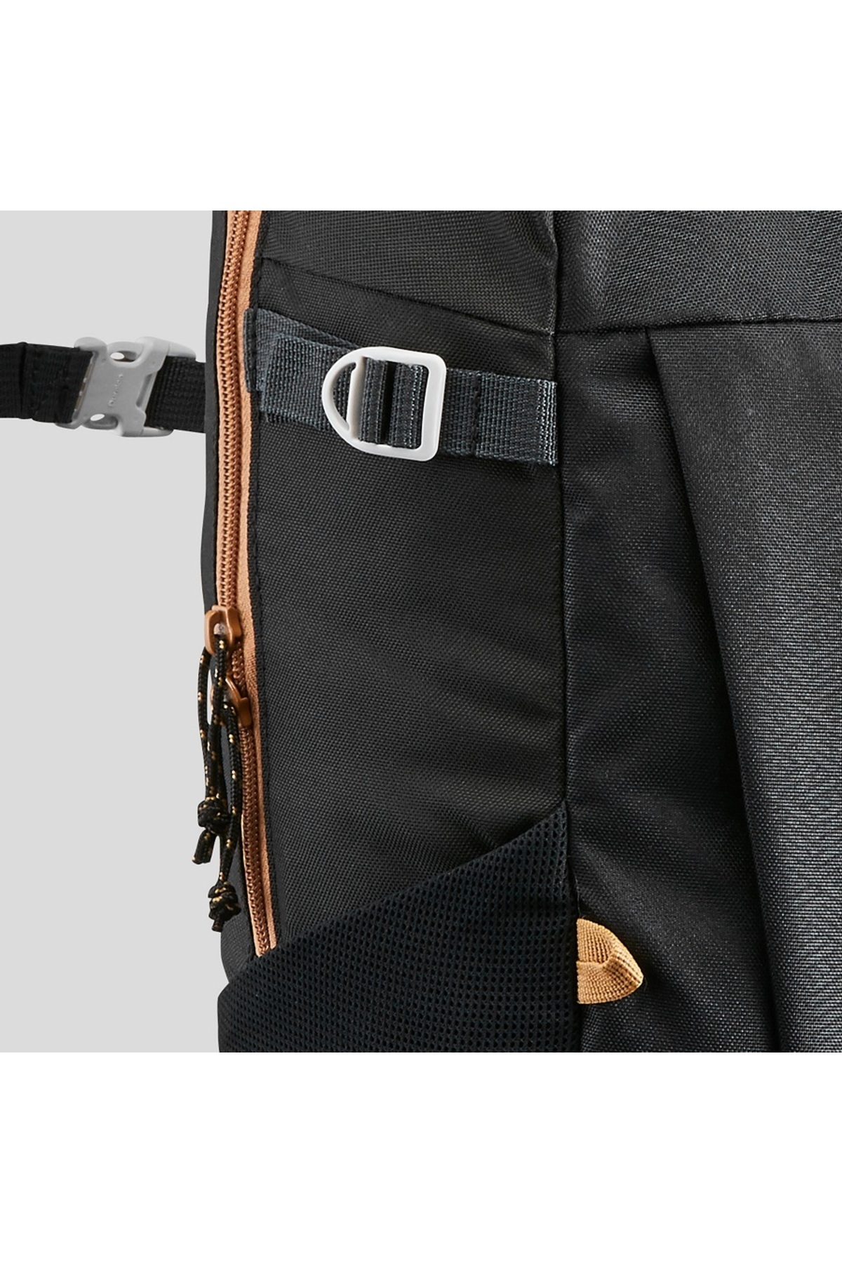 کوله‌پشتی Decathlon دکاتلون Quechua کچوا در طبیعت‌گردی - 20 لیتر - مشکی - Nh 100 اورجینال - تصویر 5