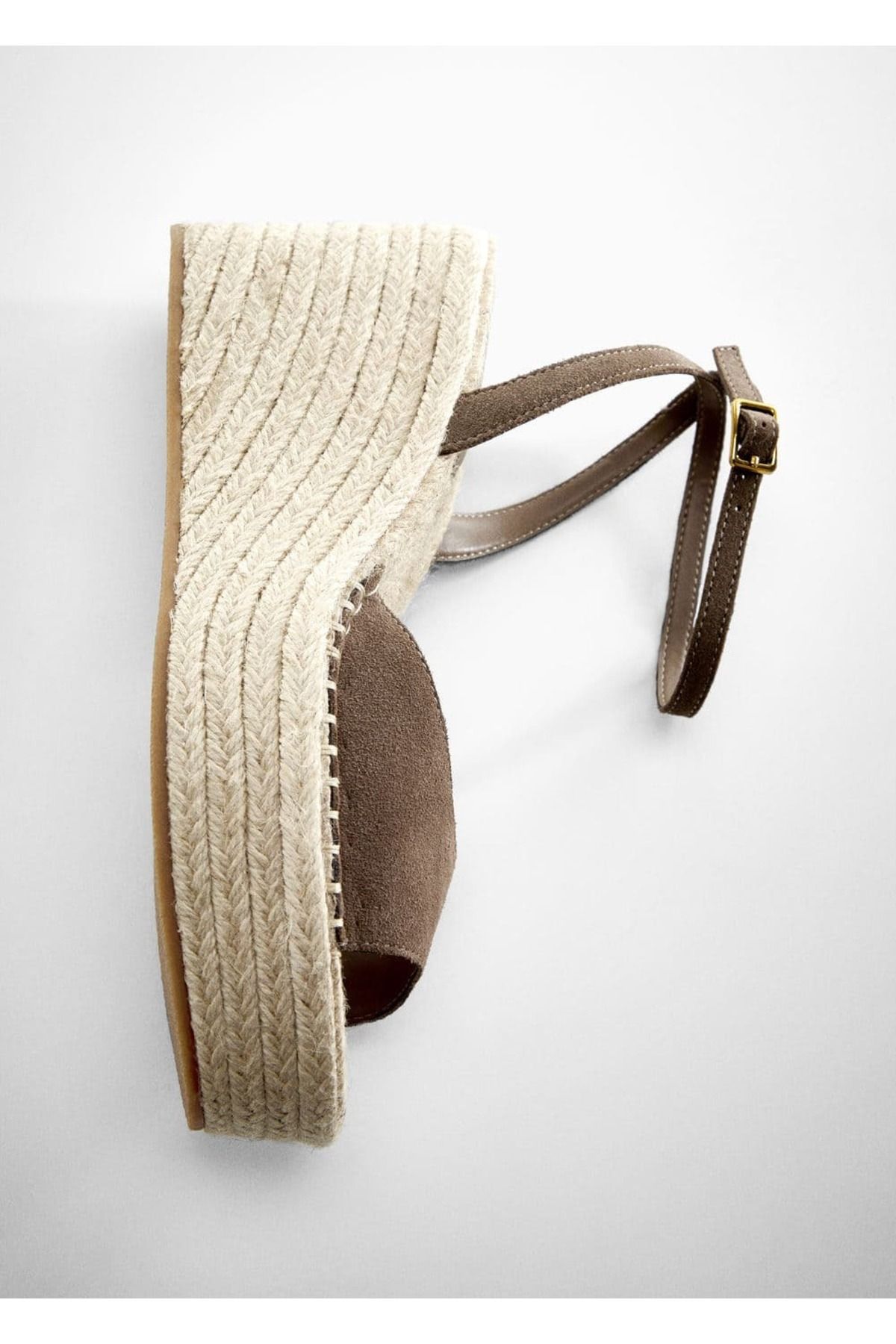 MANGO Woman-Sandalen aus Leder mit Keilabsatz 4