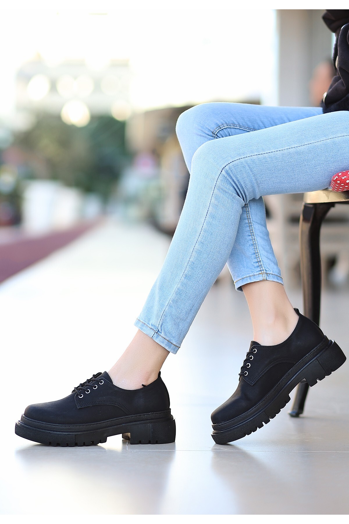 Teri Siyah Cilt Desenli Bağcıklı Ayakkabı