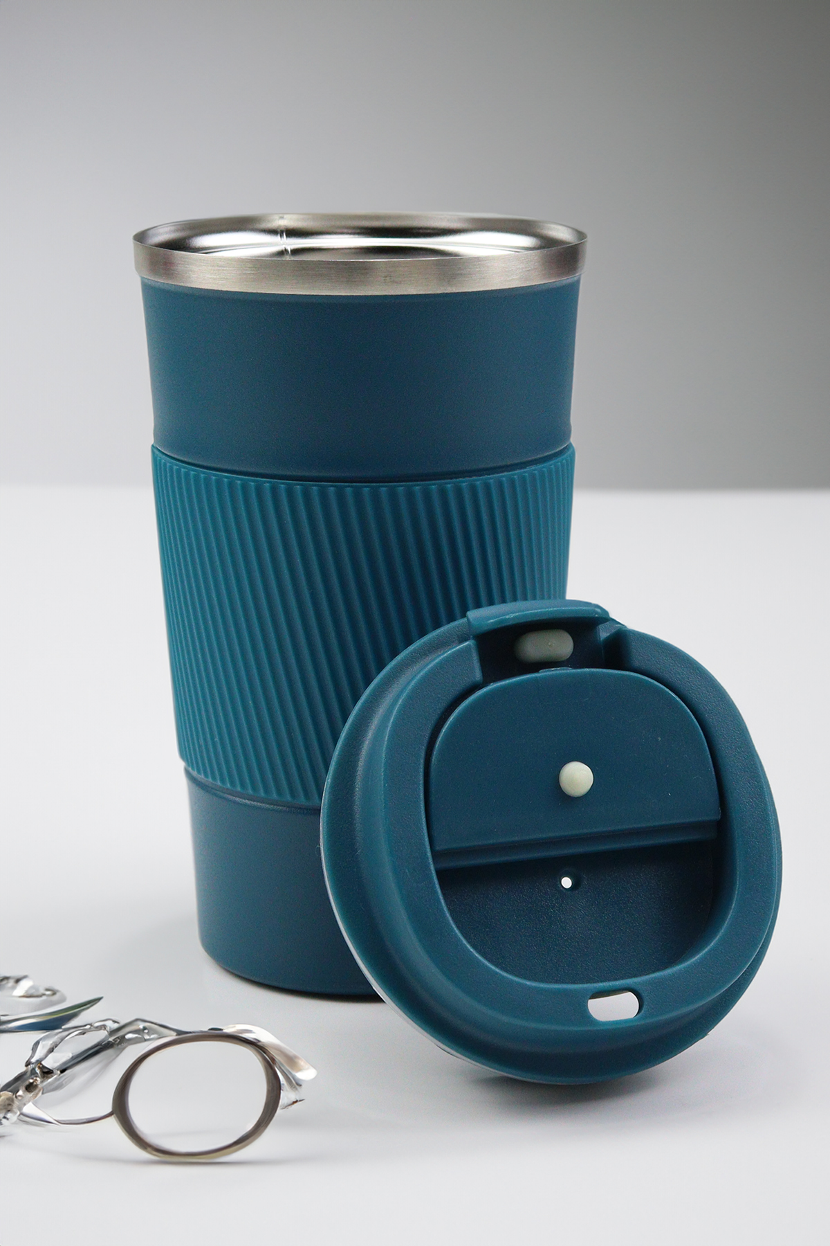 Trendmiya 500ml Silikon Detaylı Çelik Termos fotoğrafı 2 (önizleme)