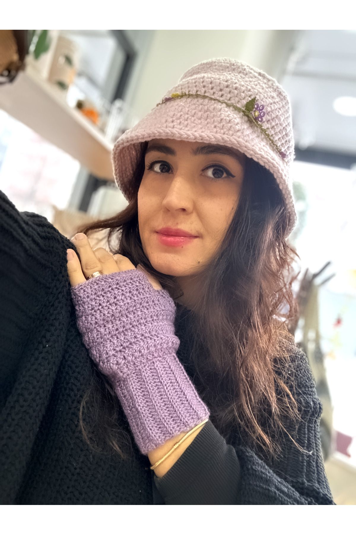 FREE El Örgüsü Şapka ve Eldiven Set