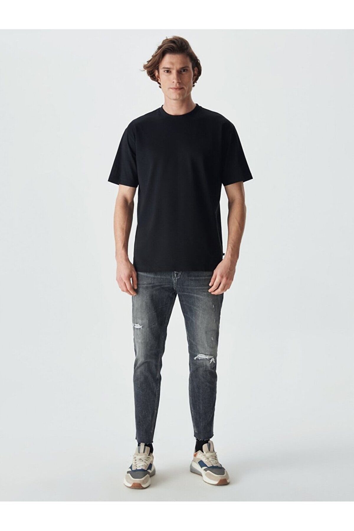 Ltb Comfortable Cut Crew Neck Black T shirt Trendyol