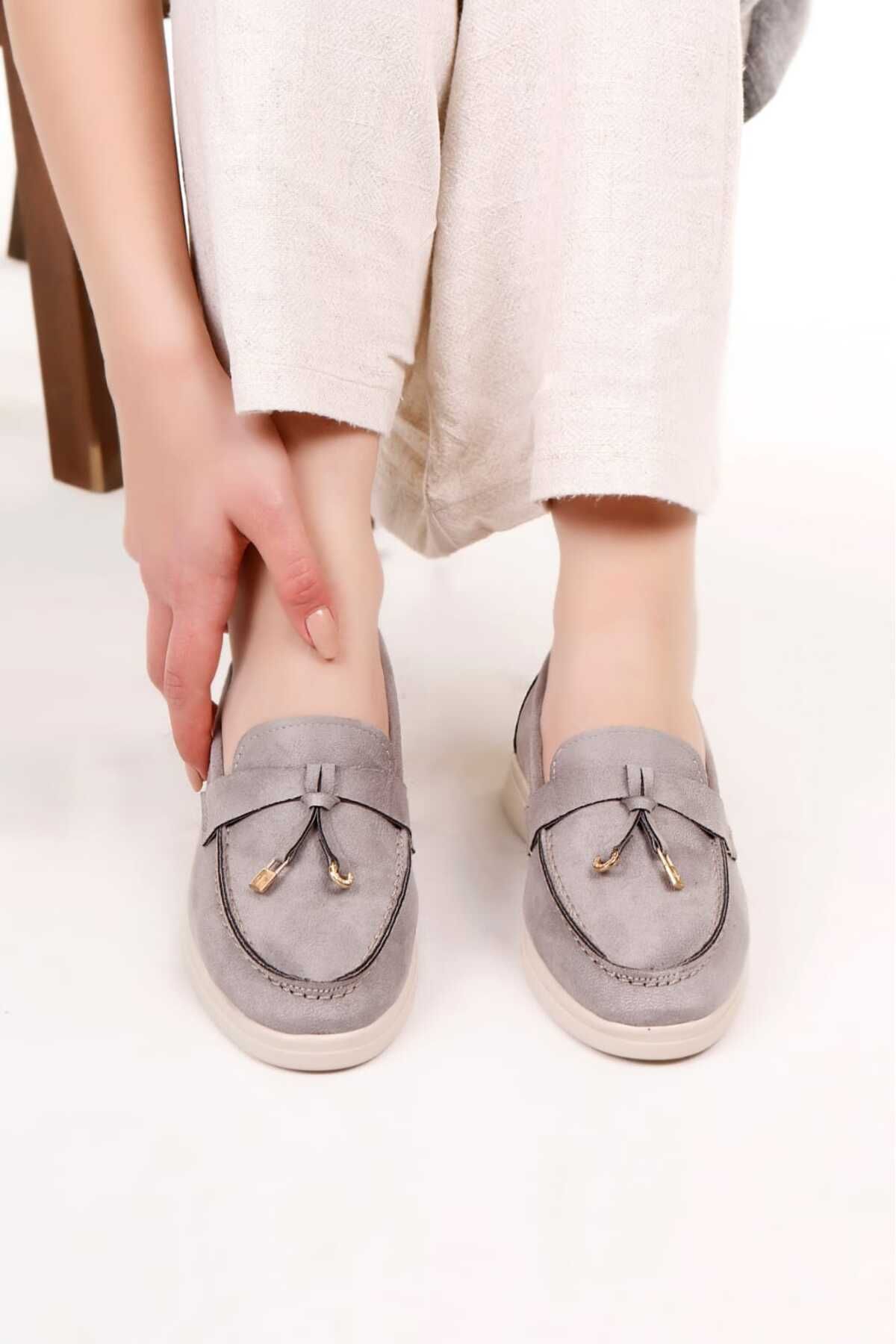 Gray suede flats discount