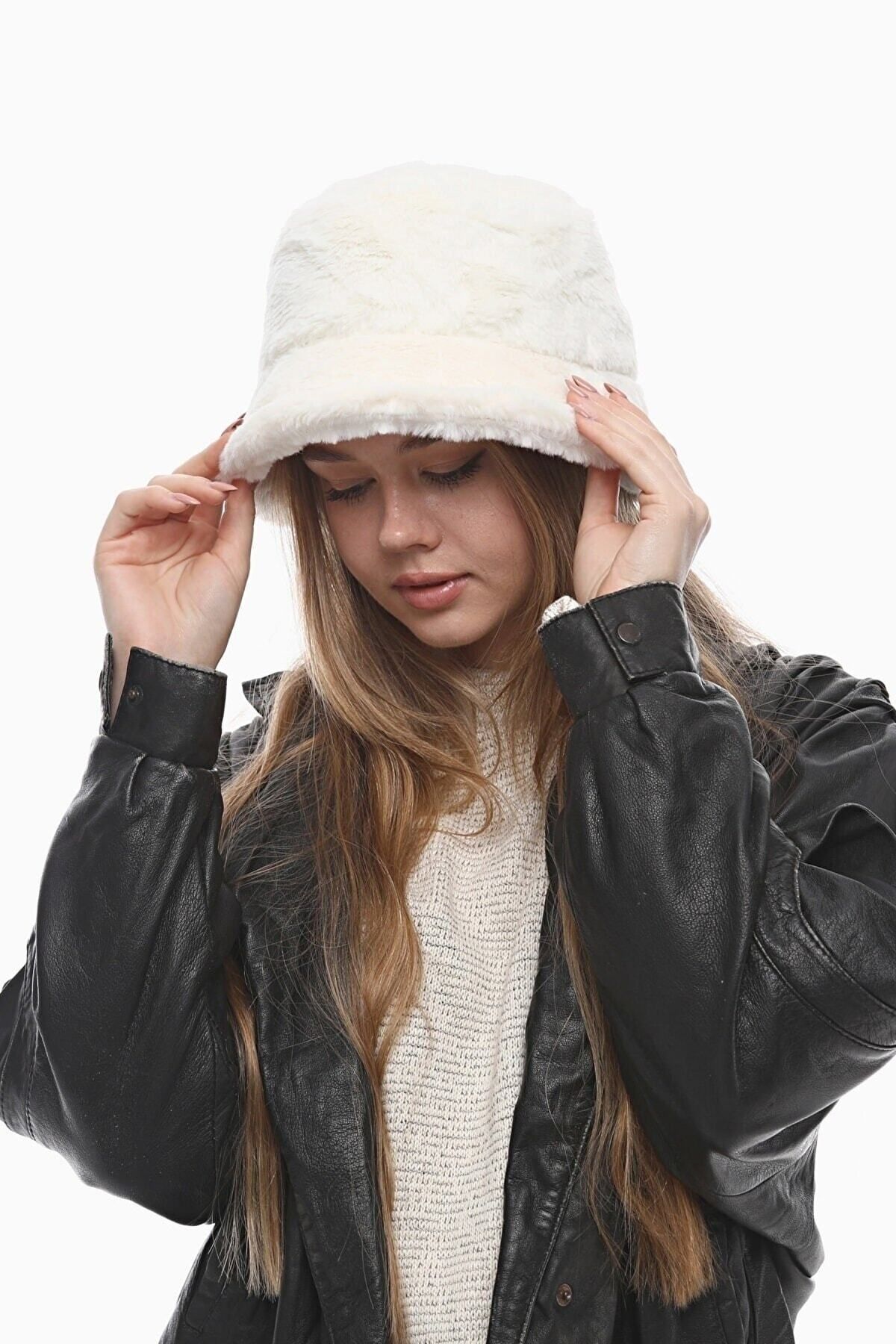 Makro Optik-Rabbit Feather Bucket Plush Hat 6