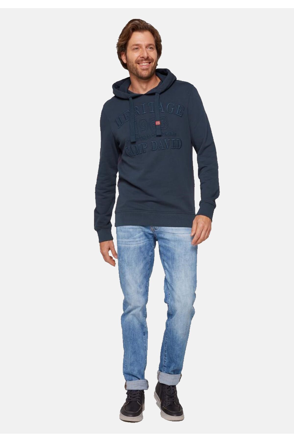 complete the look image