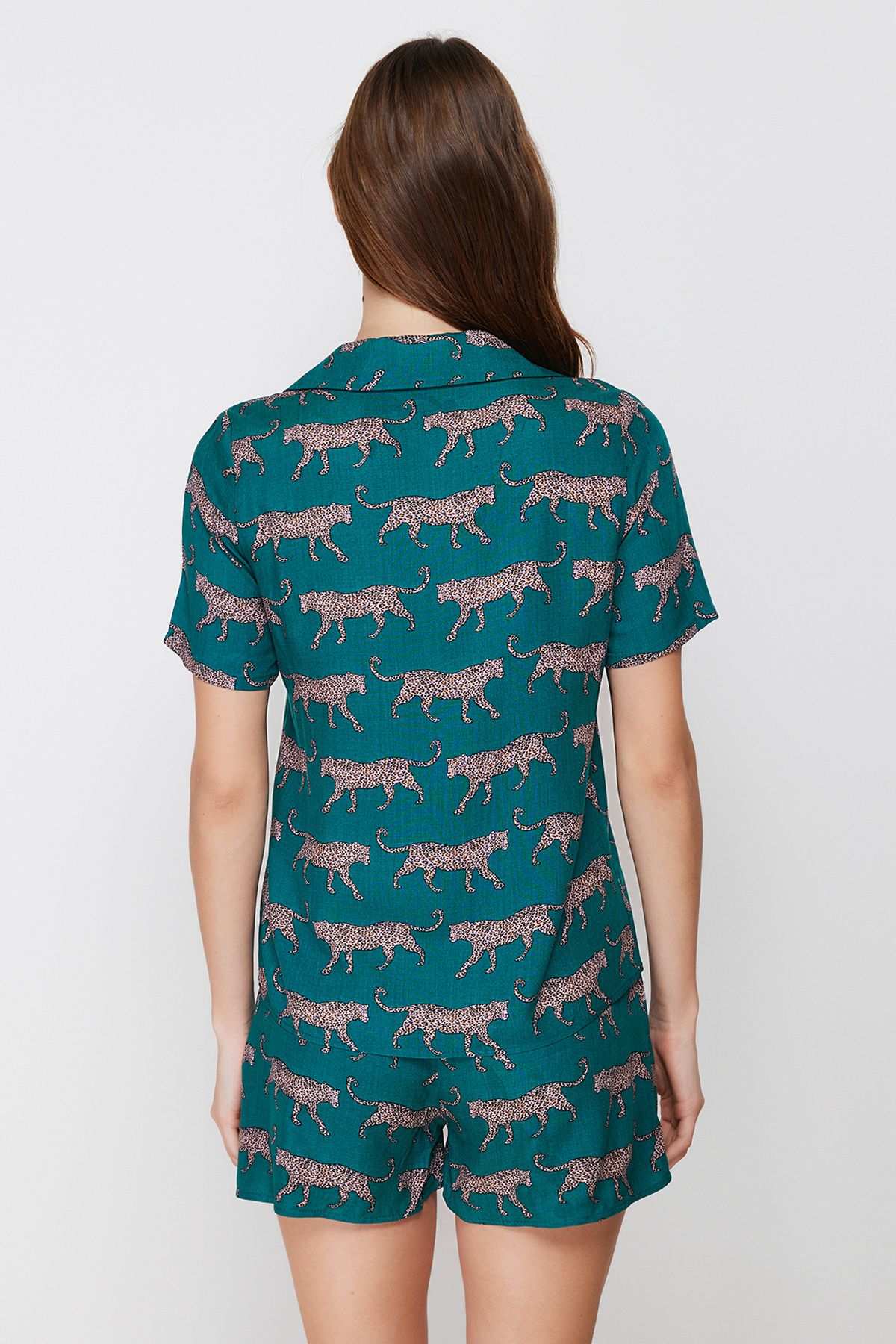 Trendyol Collection-Smaragdgrünes Shorts-Pyjama-Set mit Viskose-Print – THMSS21PT0473 6