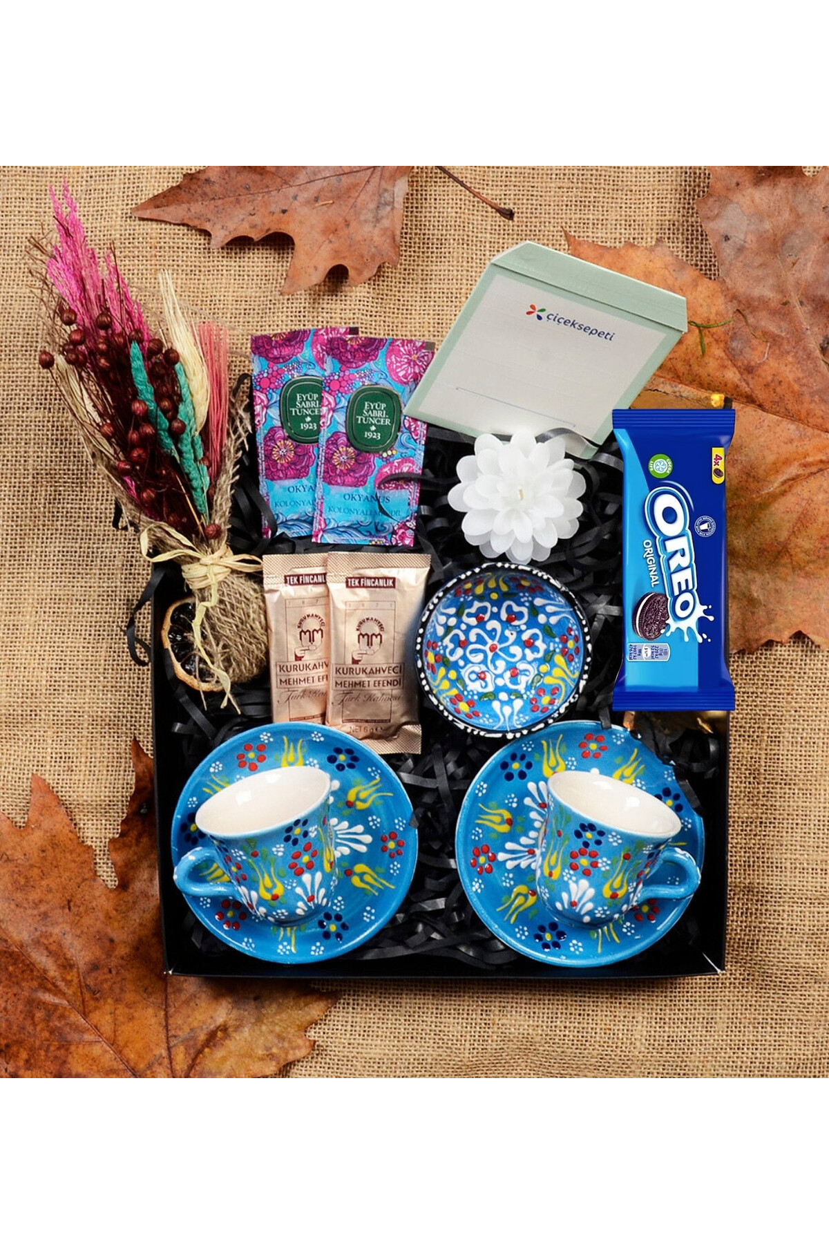 Fiorella Tasarım El Yapımı Çini Kahve Fincanı & İkramlık & Oreo & Kahve & Mum & Kuru Buket Hediye Seti No35
