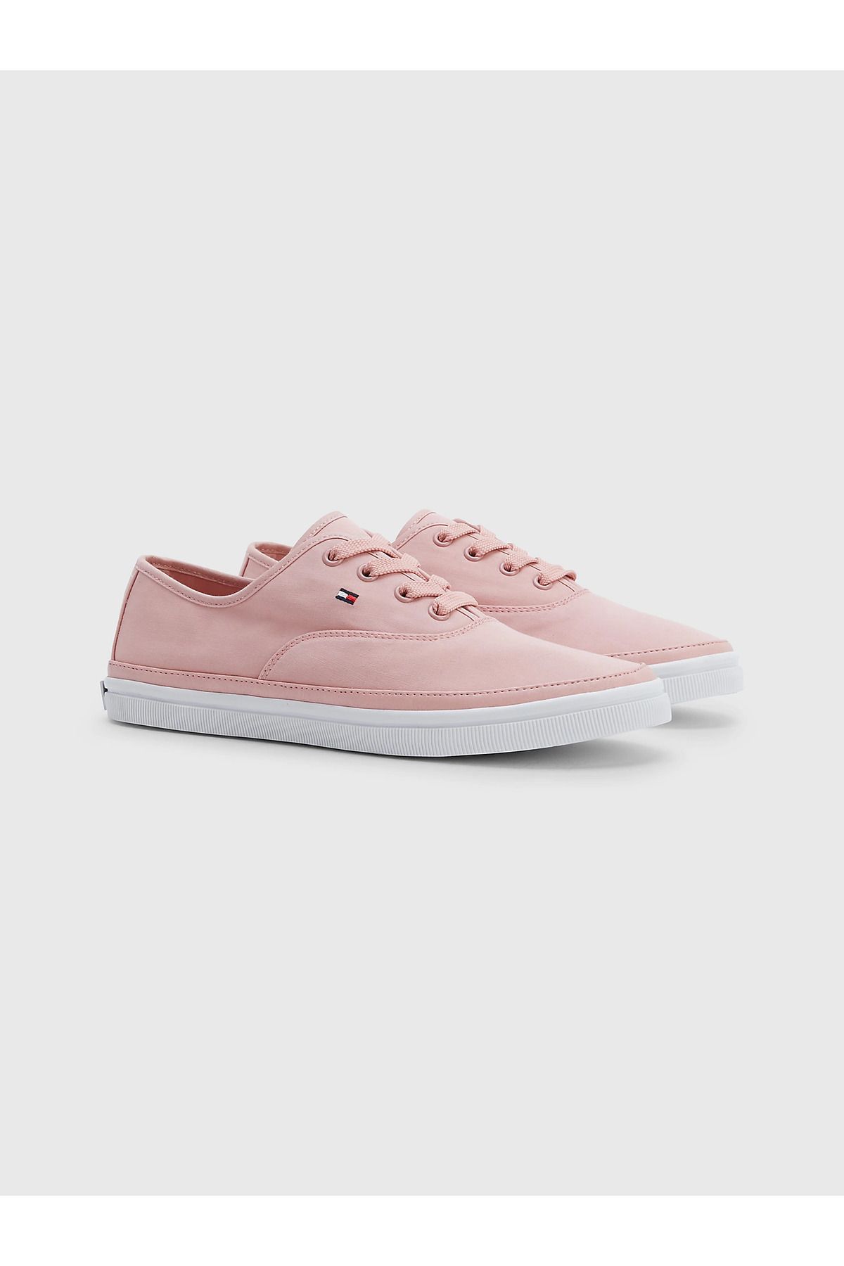 Tommy hilfiger kesha trainers new arrivals
