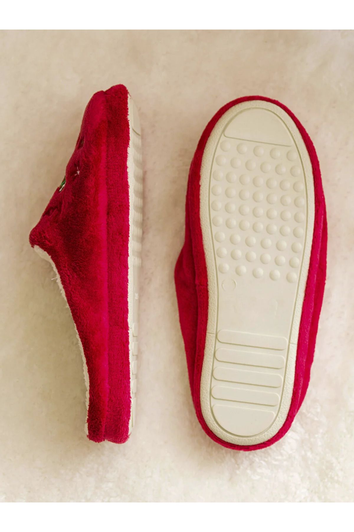 LC Waikiki-LCW STEPS Christmas Themed Women's House Slippers 4