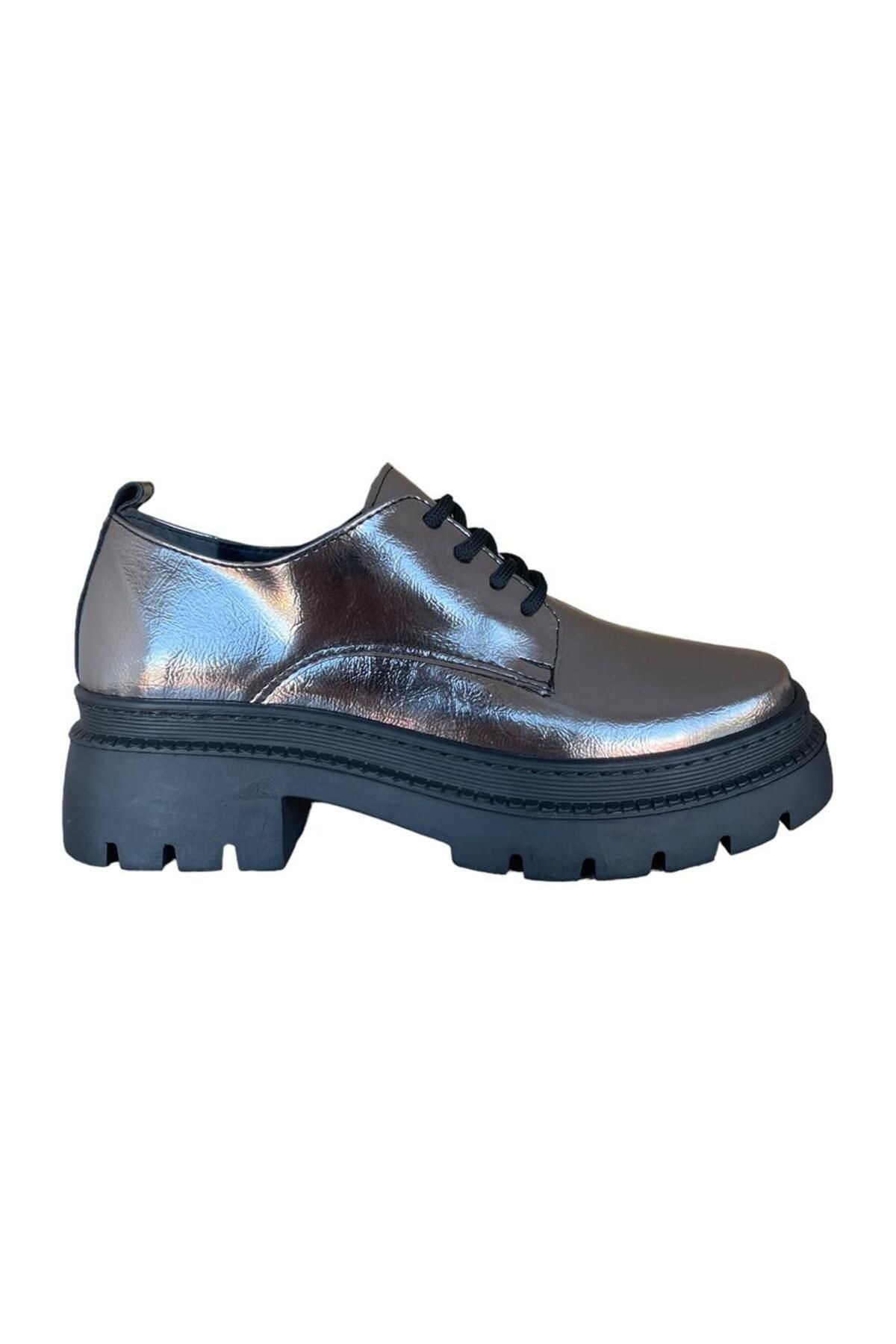 Women's metallic outlet oxford shoes