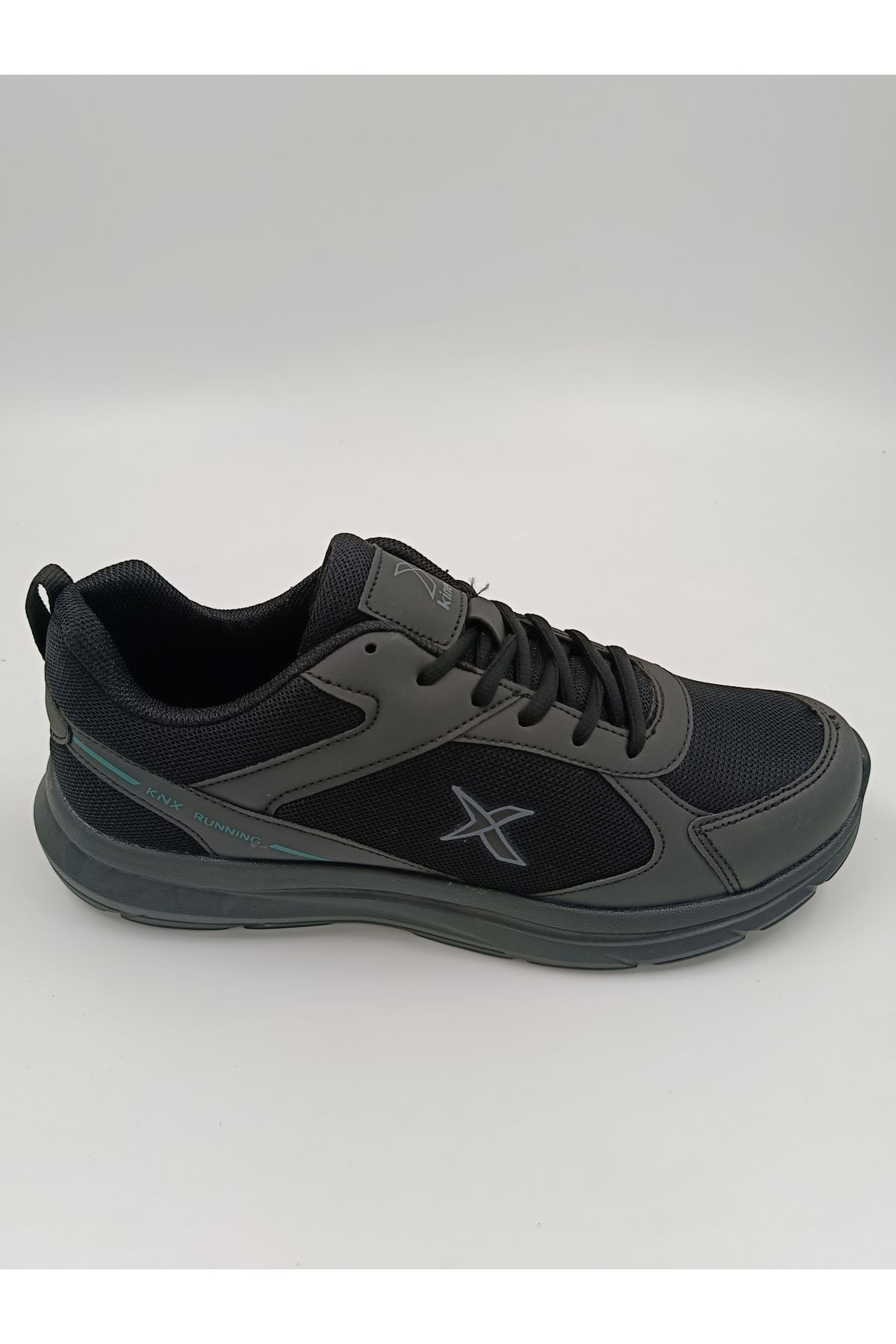 کفش ورزشی KINETIX OLWEN BLACK COLOR Kinetix