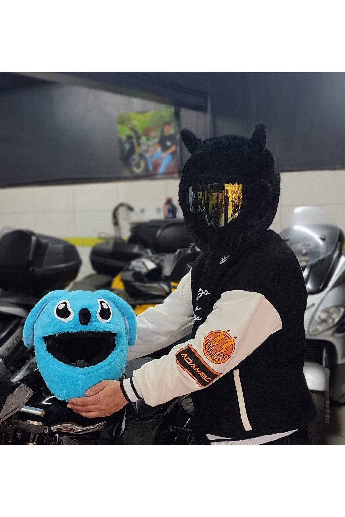 Marshmello bike best sale helmet