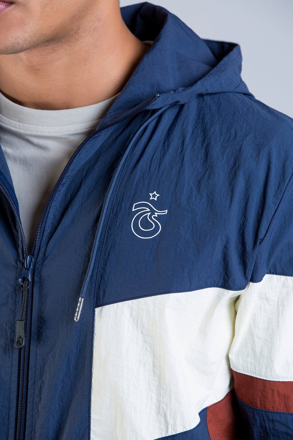 Vans deals eastside windbreaker