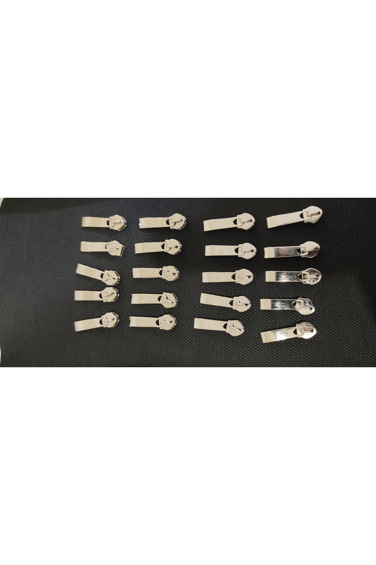 10 Metre Kalın Diş Beyaz Renk Fermuar, Tip5 Fermuar, 20 adet Nikel Özel Başlık