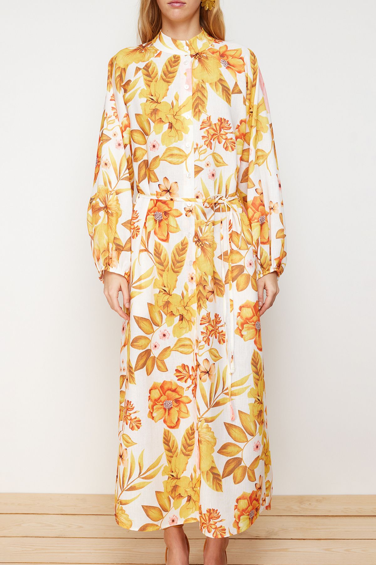 Trendyol Modest-Ecrufarbenes, gewebtes Hemdblusenkleid in Leinenoptik TCTSS24EB00106 7