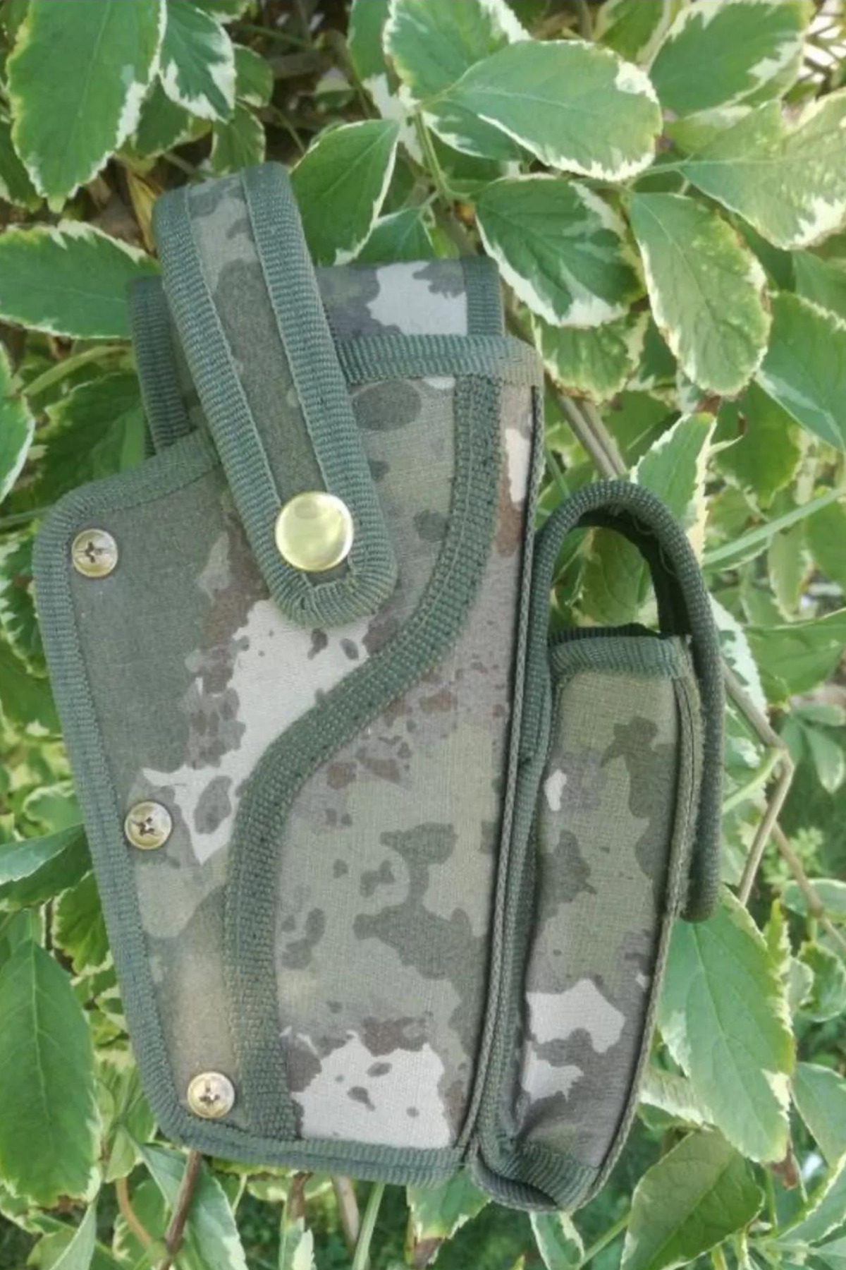 Unshakable K11 Ground Forces Camouflage Single Safety Magazine Swing gun Holster