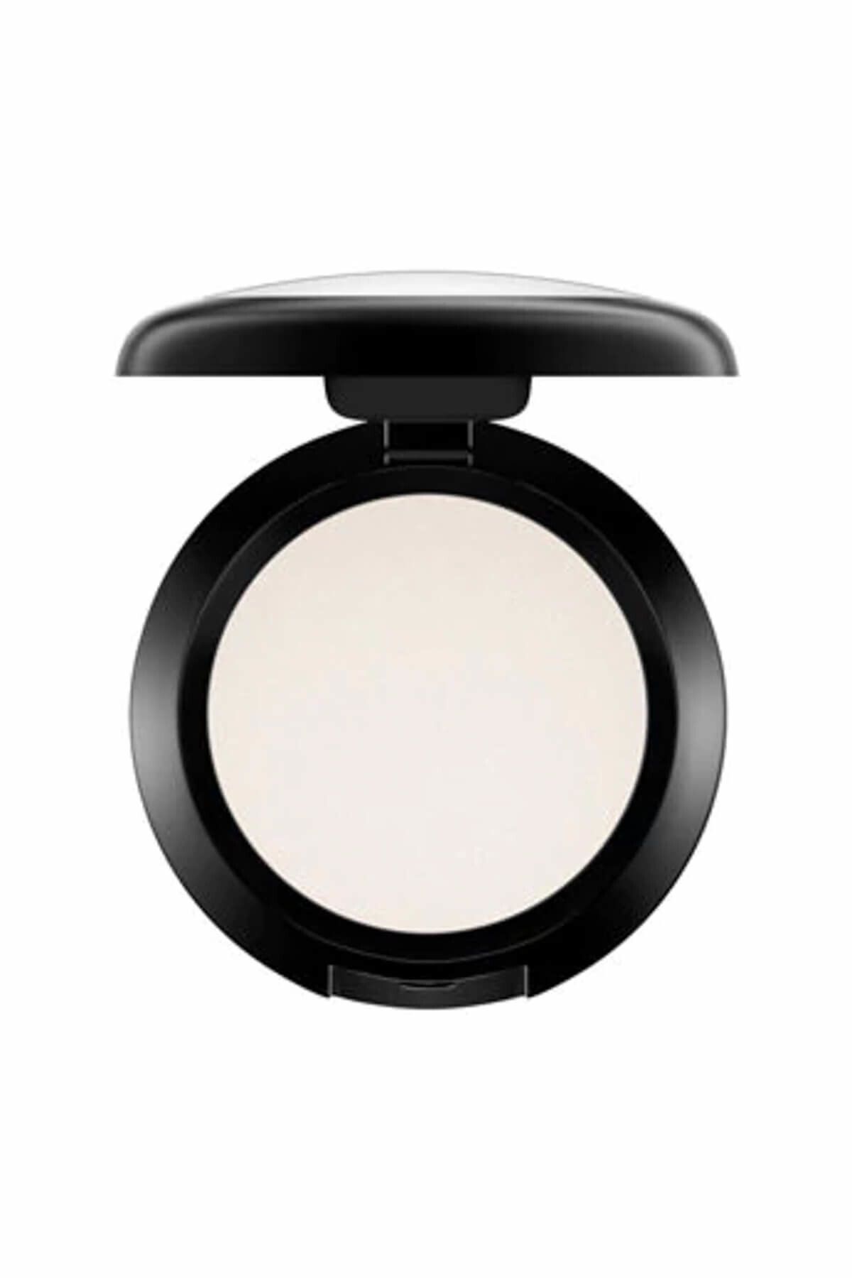 M.A.C-Luna 3.2 g - Cream Color Base Illuminating Base 773602336463 1