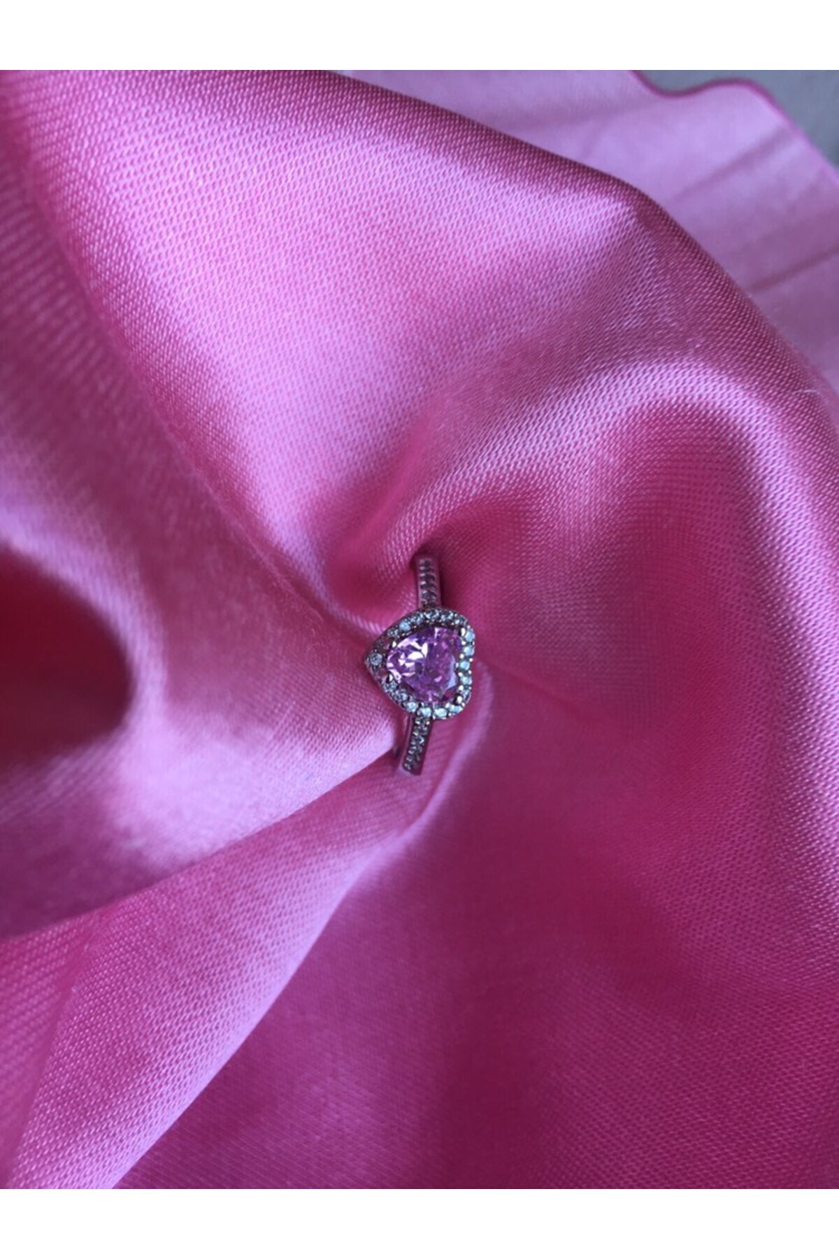 model heart ring