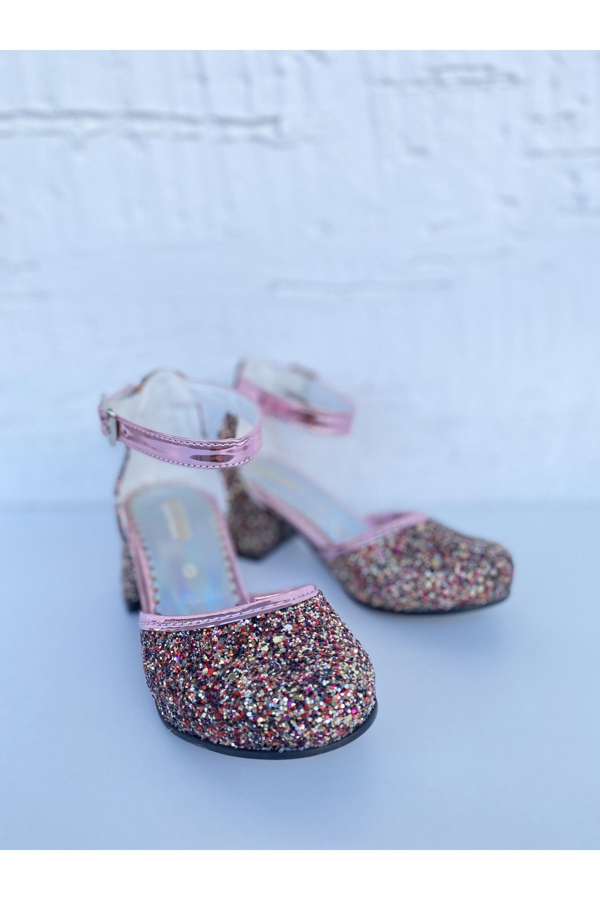 Children's sparkly heeled shoes store