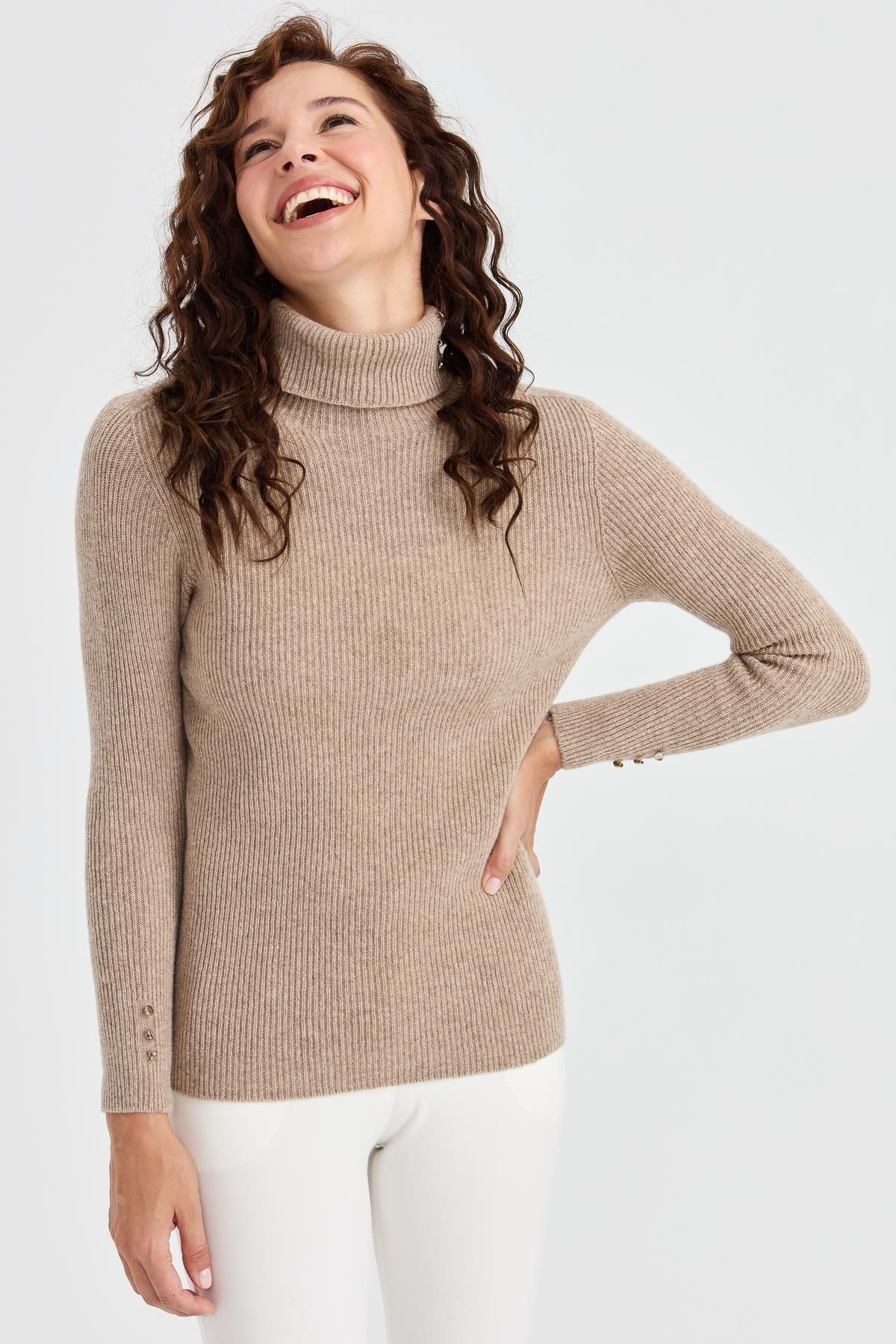 Dark beige sweater clearance