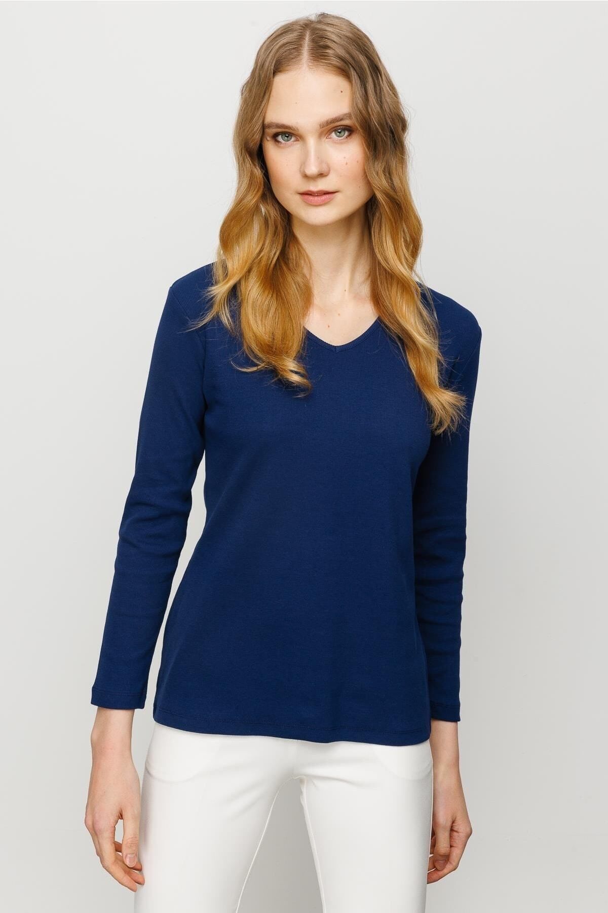 Navy v neck camisole new arrivals
