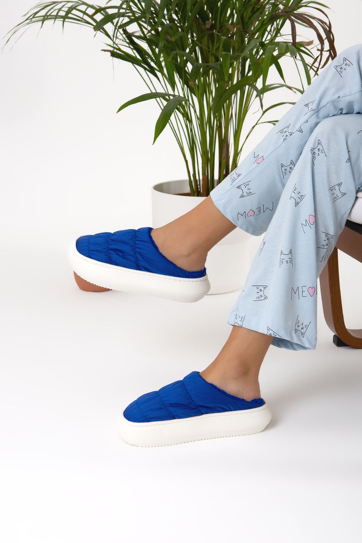 Parachute slippers cheap