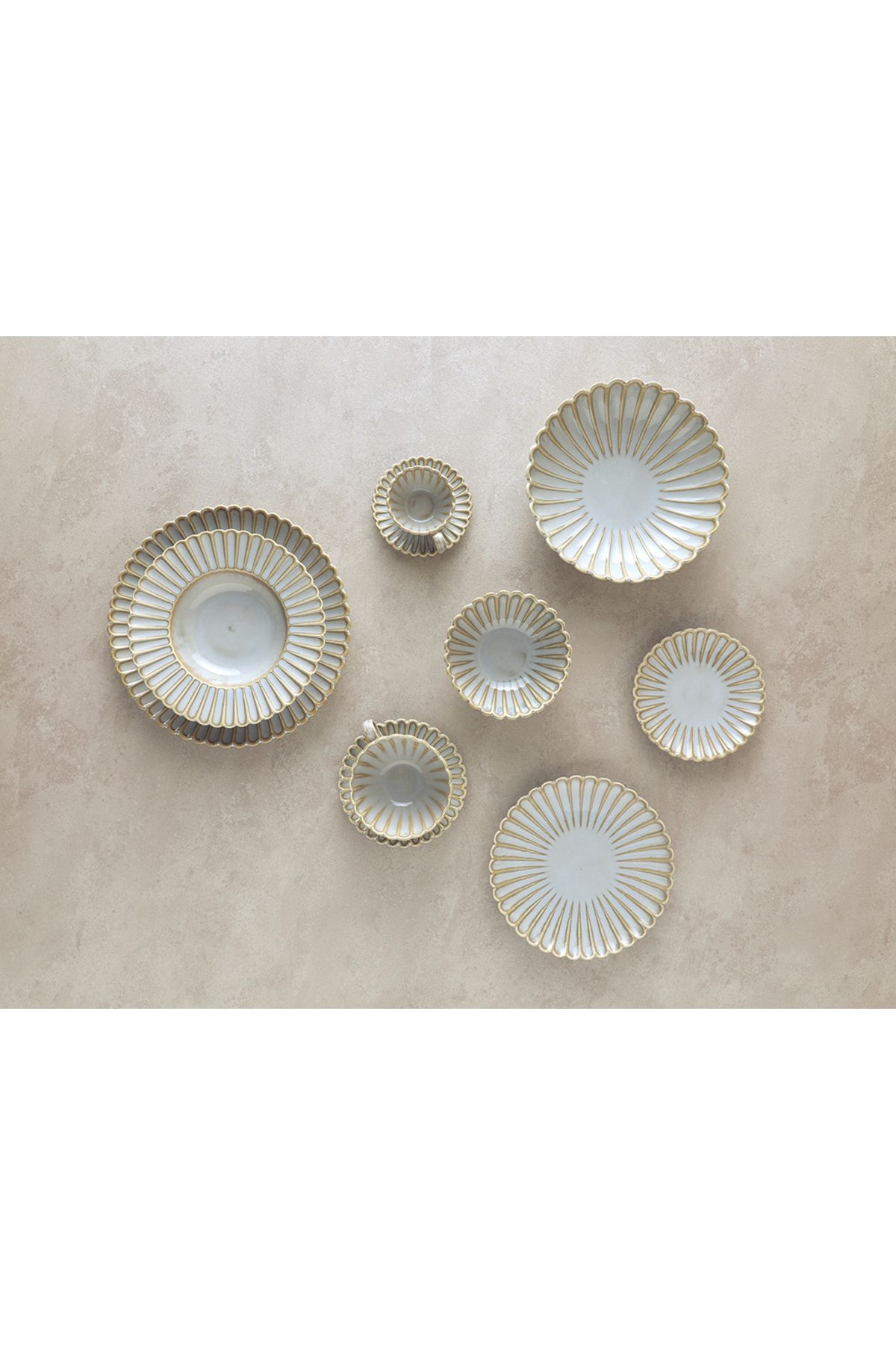 English Home-Fiore New Bone China - Gray with Pit Plate 4