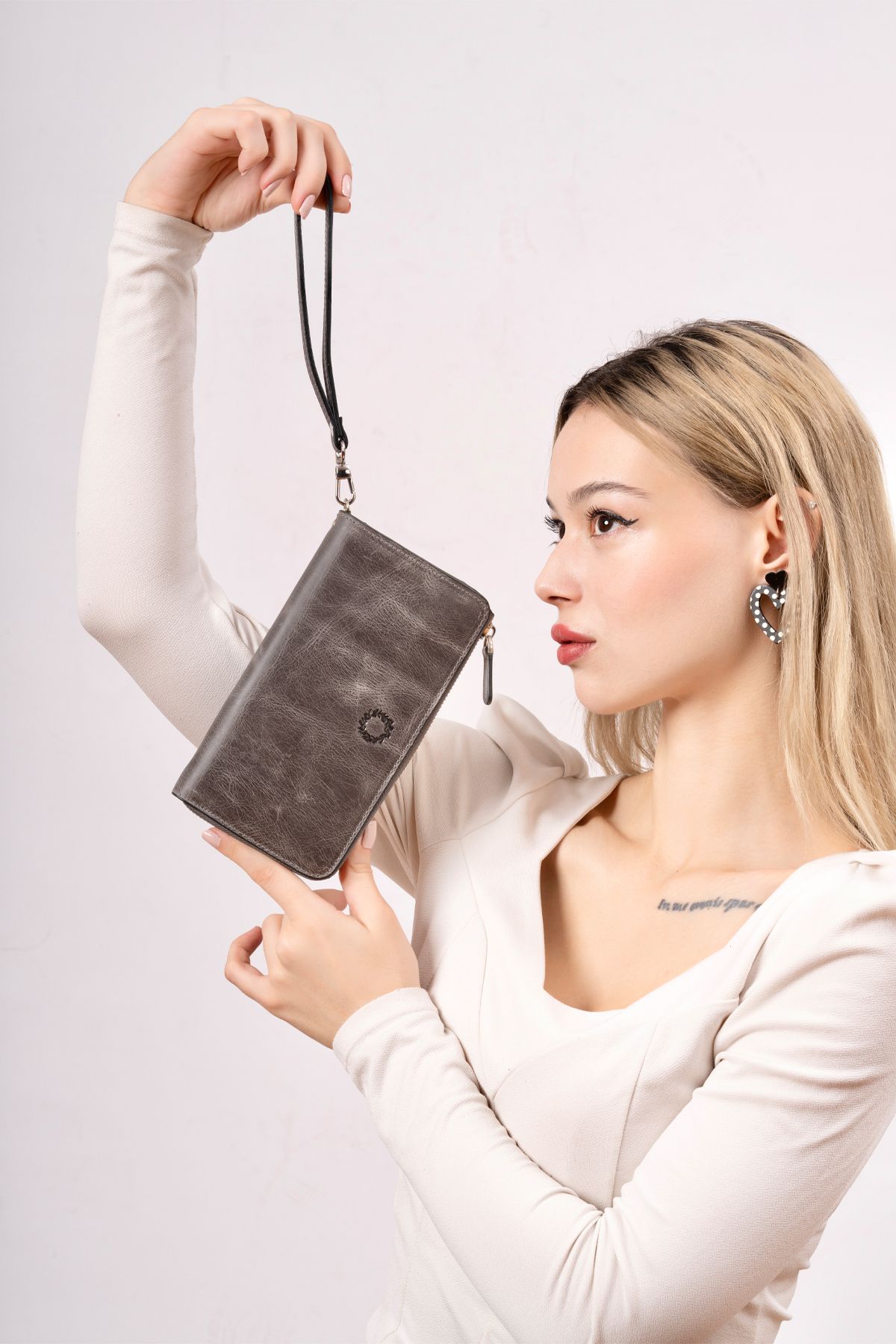 کیف پول مردانه و زنانه SWANY GREY LEADE چرمی ZIPPER TONE WALLET HAND یونیسکس CüzCan