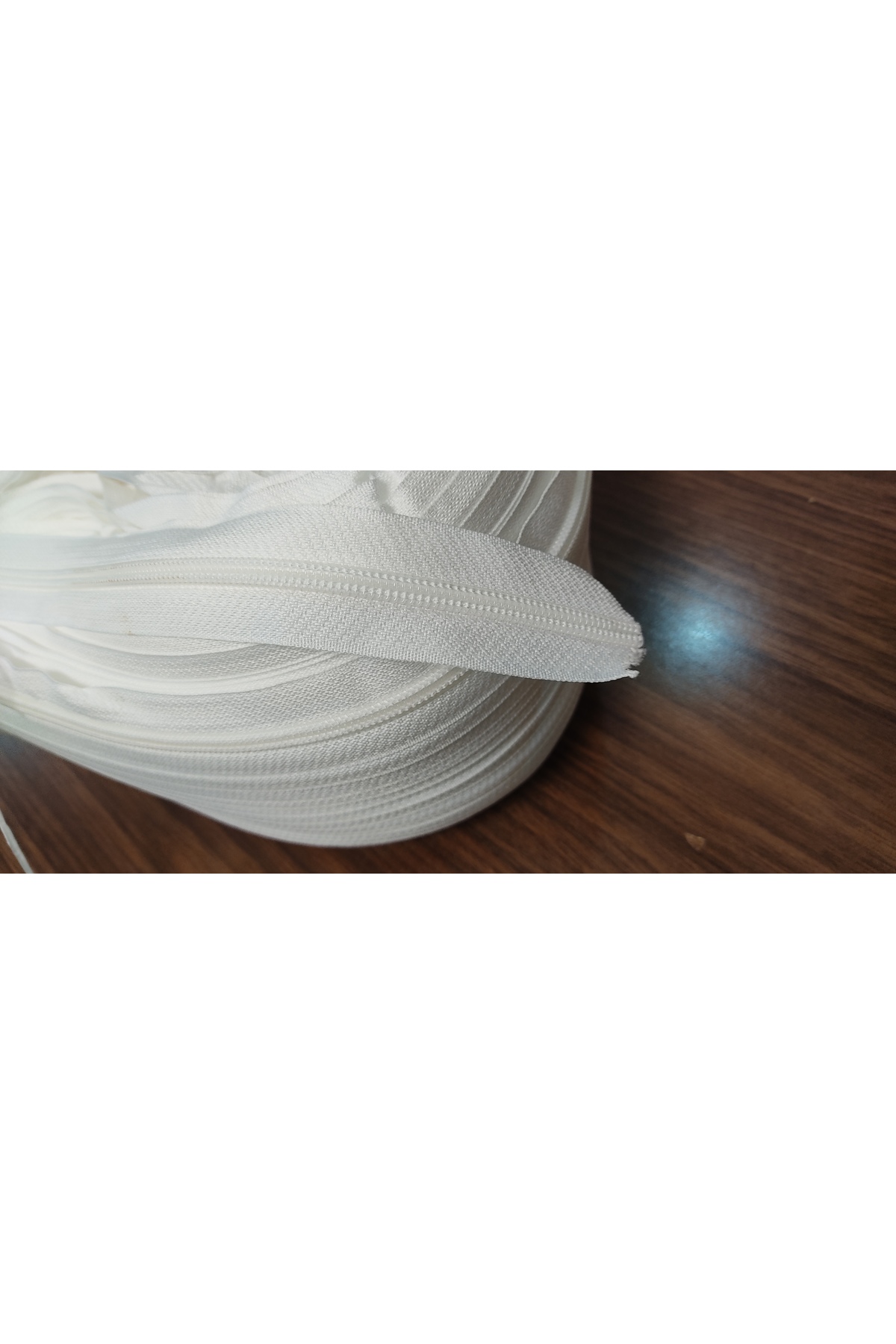 10 Metre Kalın Diş Beyaz Renk Fermuar, Tip5 Fermuar, 20 adet Nikel Özel Başlık