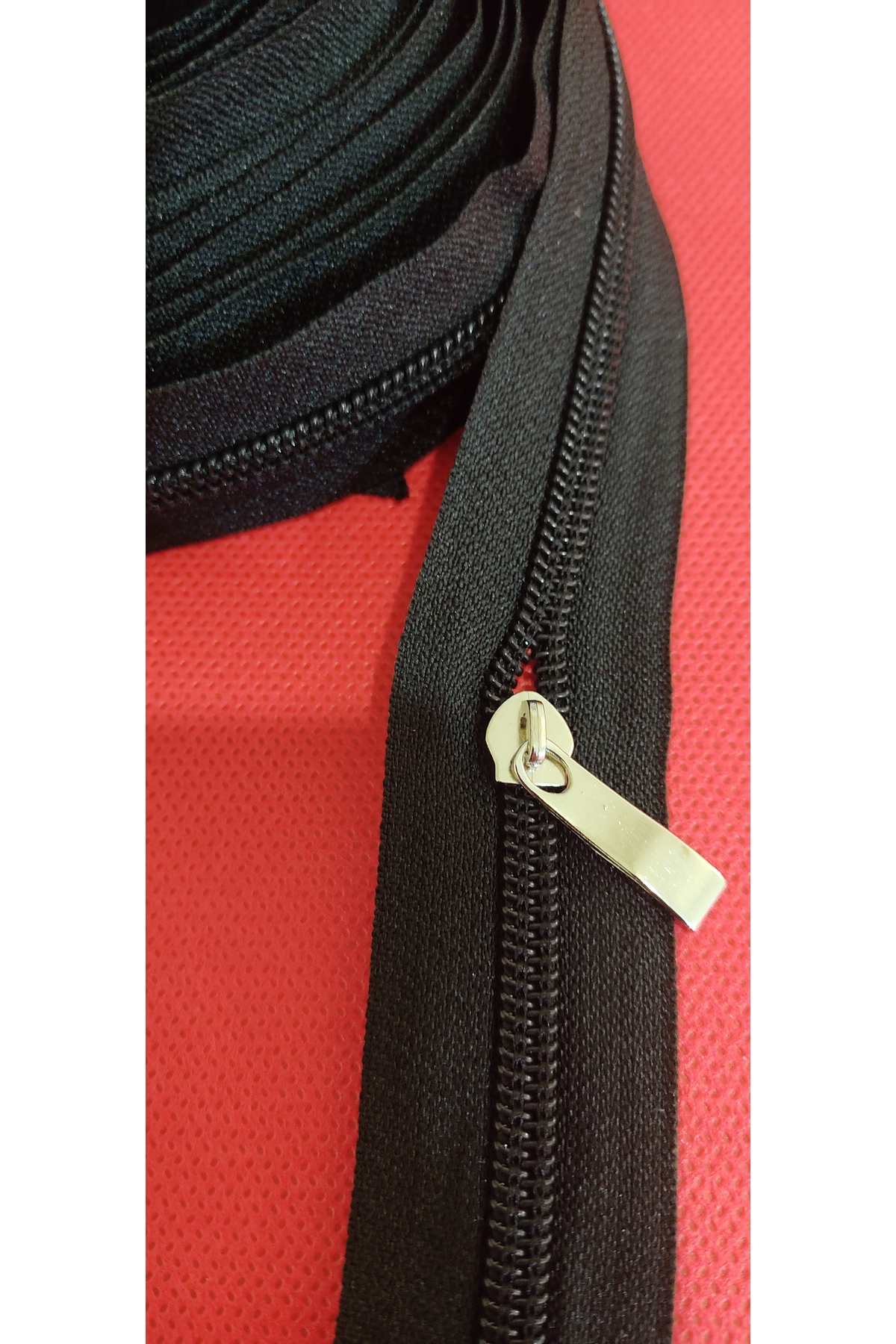 10 Metre Kalın Diş, SİYAH Renk Fermuar, Tip5 Fermuar, 20 adet Nikel Özel Başlık