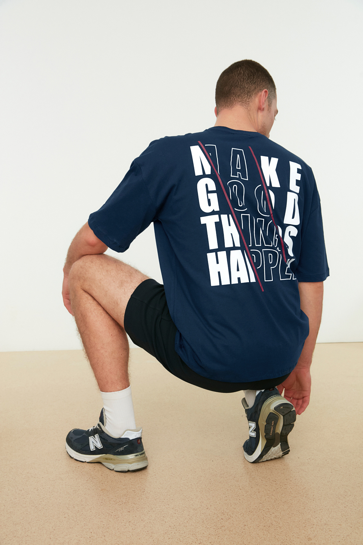 Trendyol Collection-Námořnicky modré oversize bavlněné tričko s potiskem – TMNSS22TS0566 5
