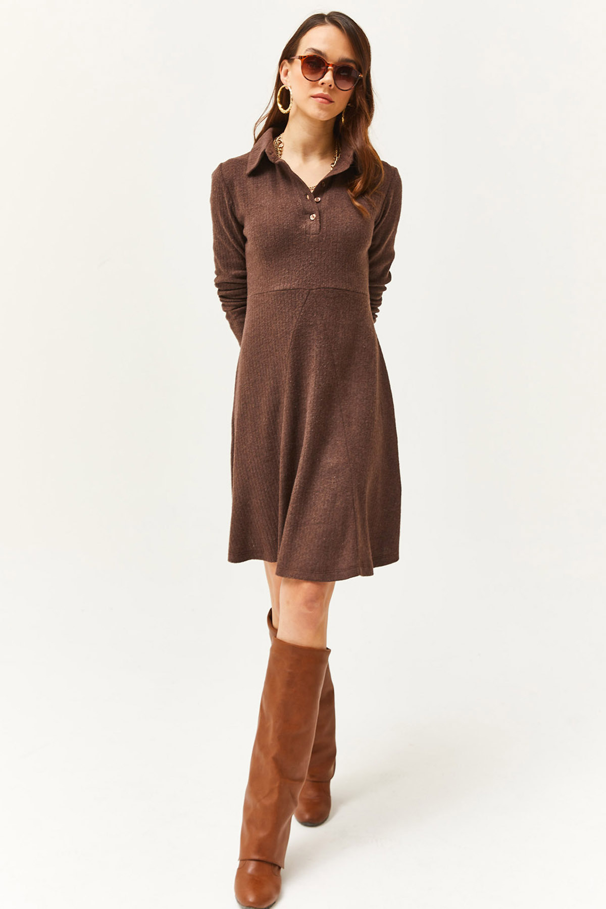 Olalook Damska gorzka brązowa sukienka polo z kołnierzykiem zapinana na guziki i mini rozkloszowana sukienka ELB-19002030