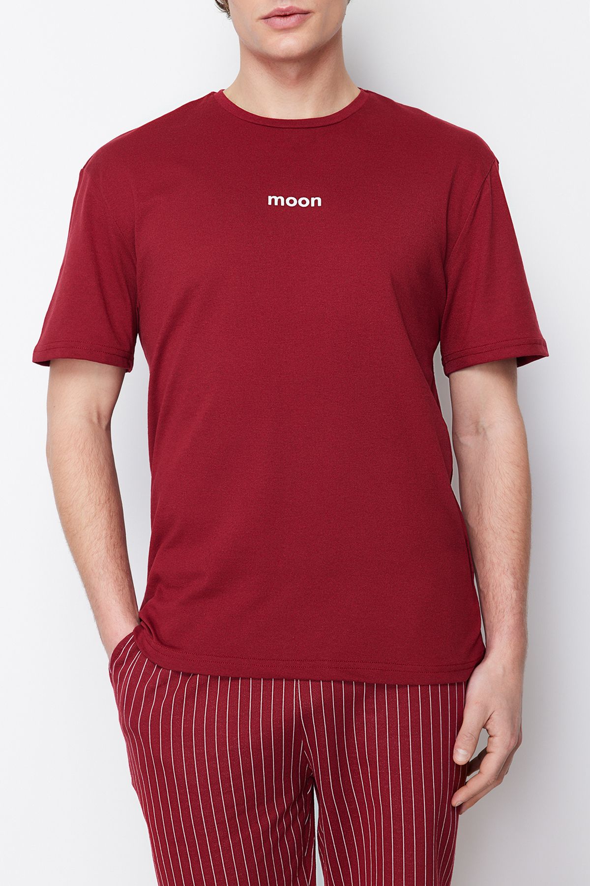 Kolekcia Trendyol-Súprava letného pyžama Claret Red Regular Fit so šortkami THMSS21PT1005 4
