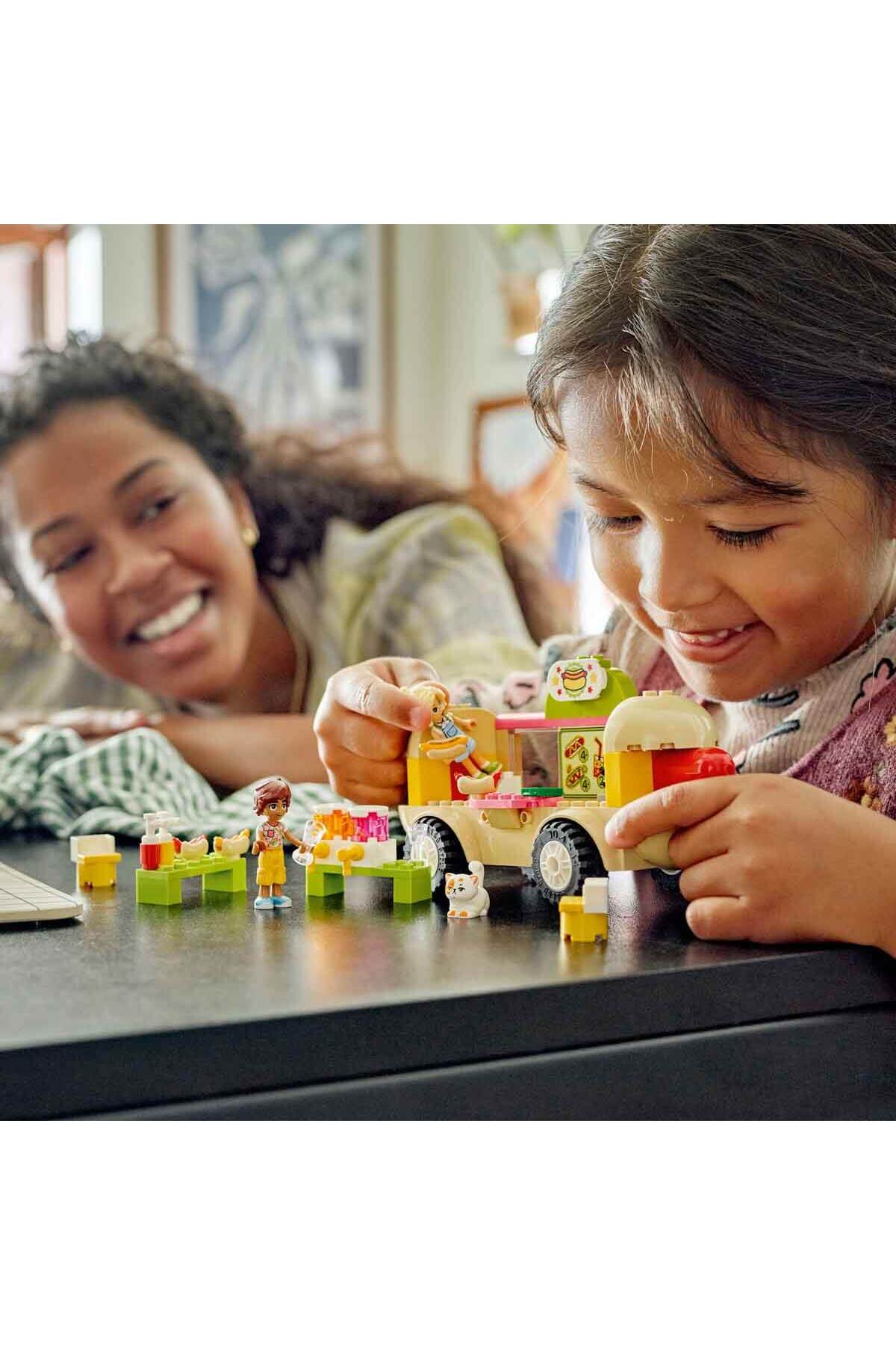 دکه هات‌داگ دوستان ۴۲۶۳۳ – شامل عروسک مینی برای کودکان ۴ سال به بالا