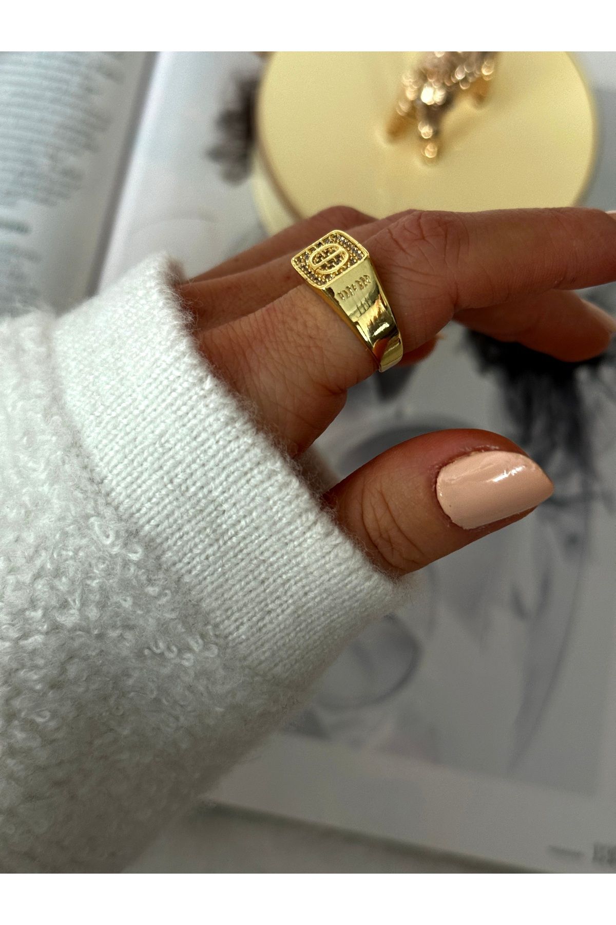 Dior outlet engagement ring