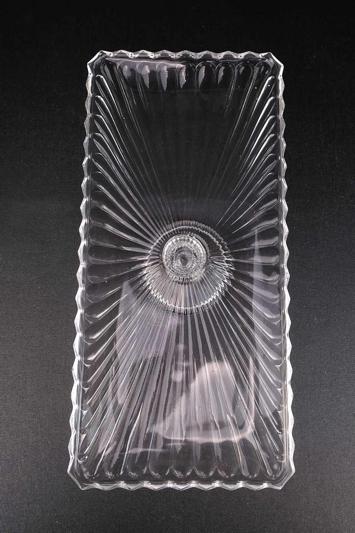 Digithome-Glass Cake and Cake Presentation Stand Rectangular 37.5 Cm - SN.DMB.010 C1-1-288 3