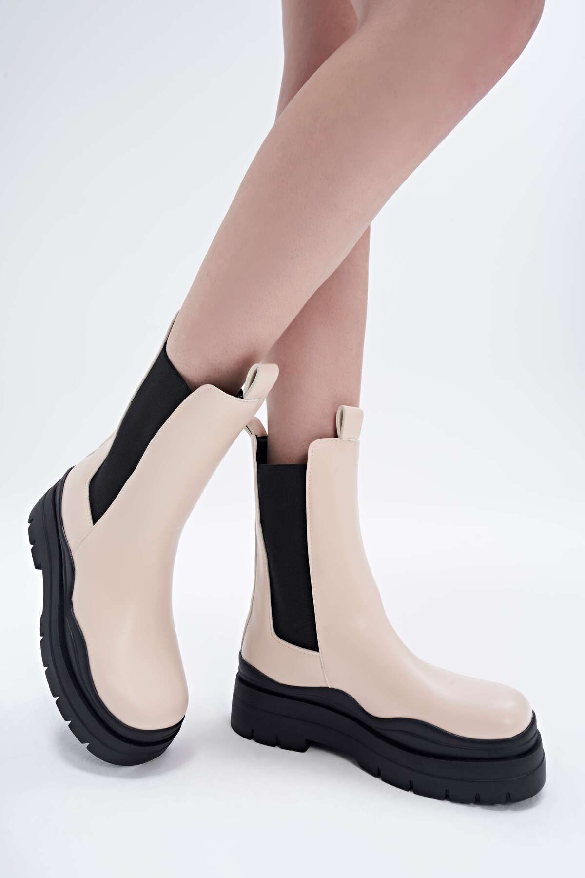 Colour block boots online