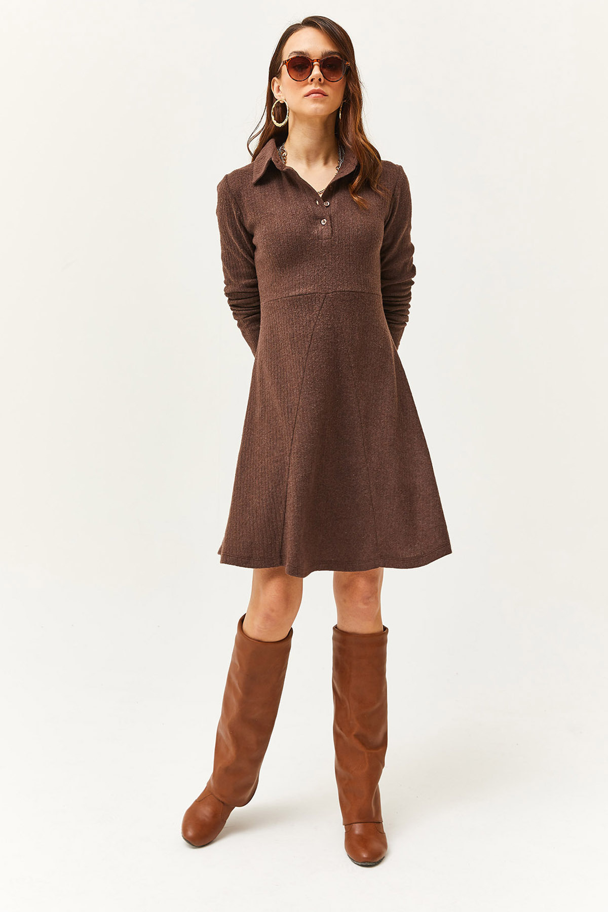 Olalook Damska gorzka brązowa sukienka polo z kołnierzykiem zapinana na guziki i mini rozkloszowana sukienka ELB-19002030