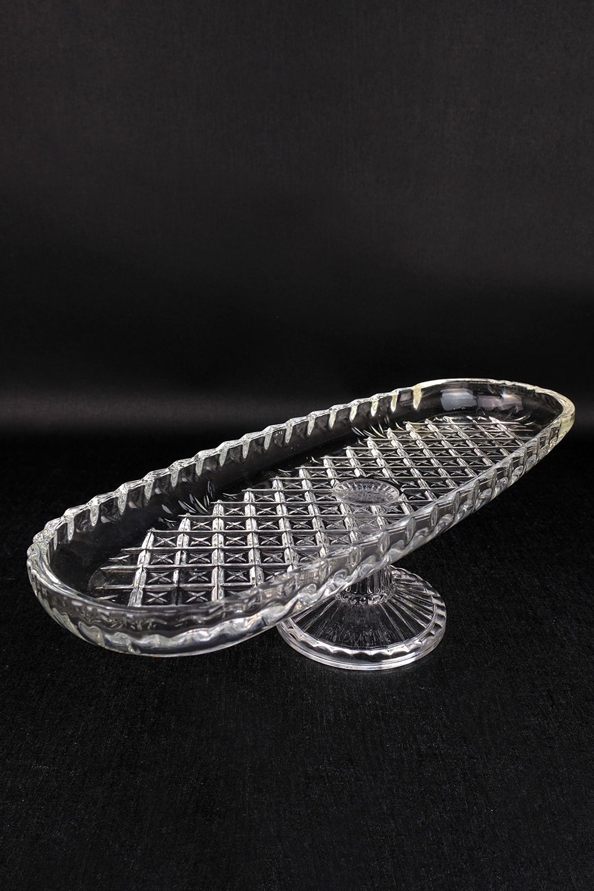 Digithome-Cemre Footed Glass Serving and Presentation Plate 39 Cm – SN.CMR.001 C1-1-288 3