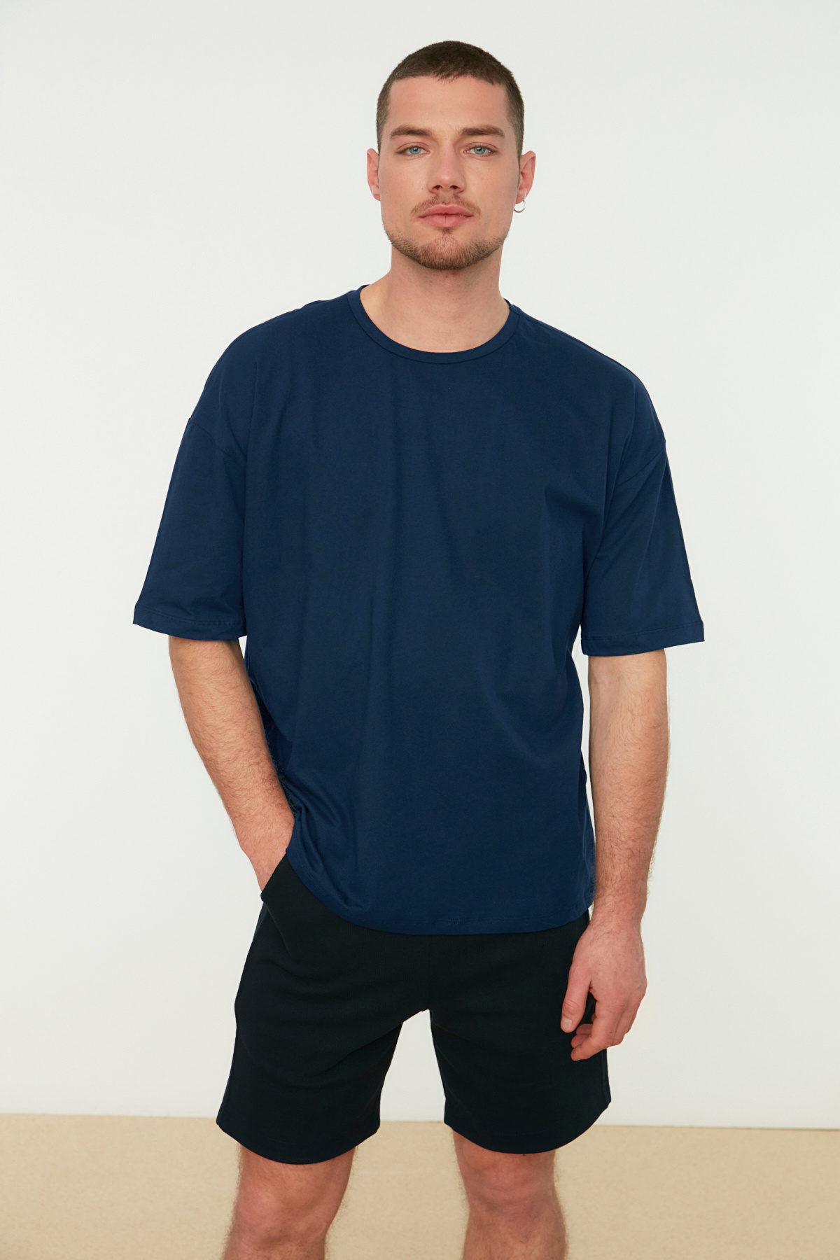 complete the look image