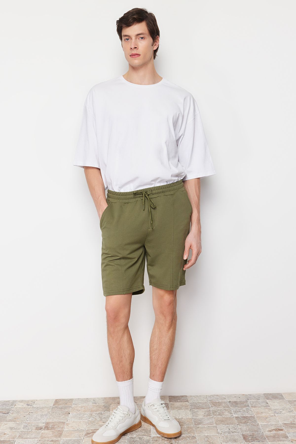 Khaki sale lace shorts