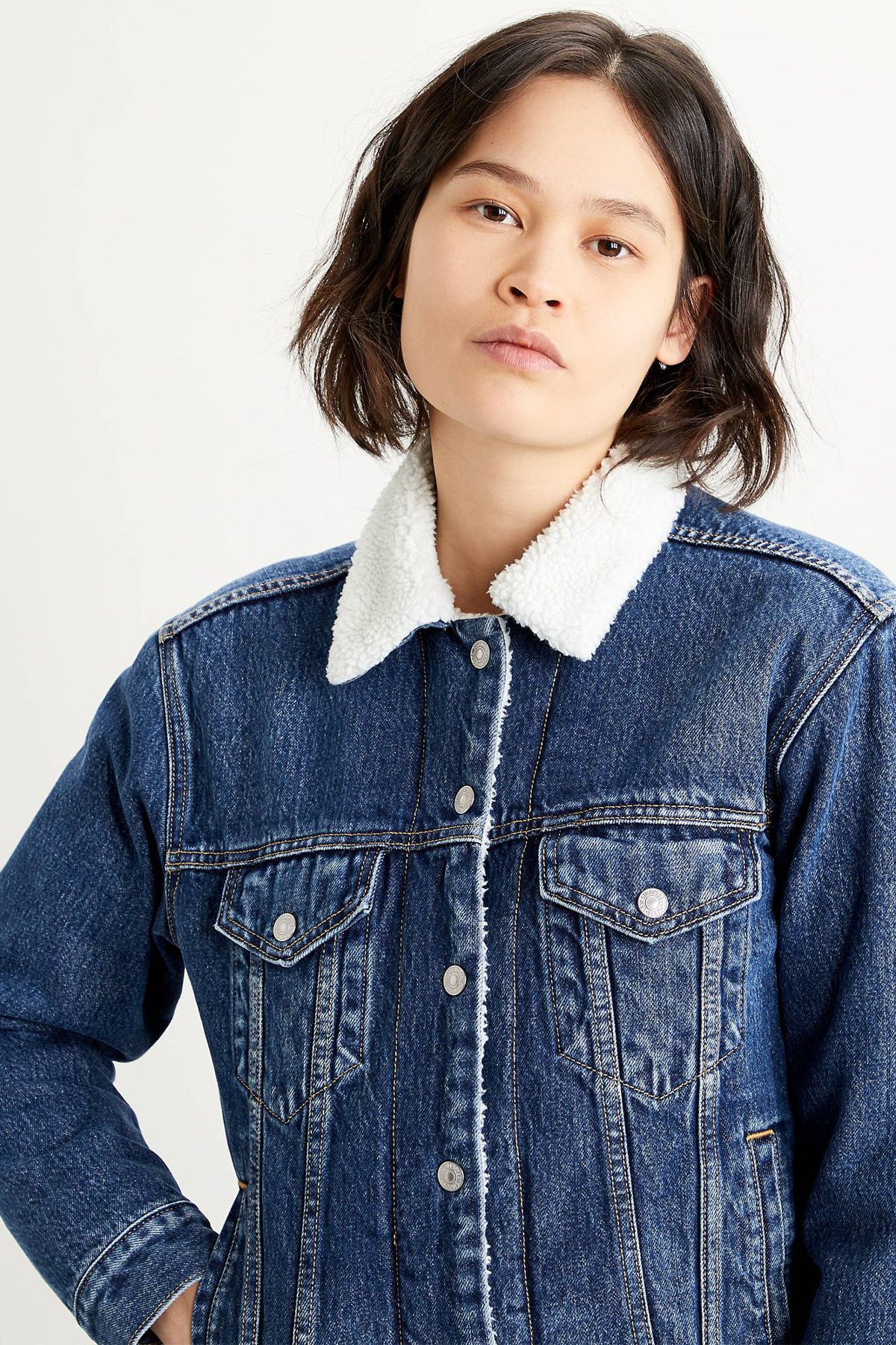 Levi's-Damska niebieska, bawełniana kurtka dżinsowa o swobodnym kroju 2
