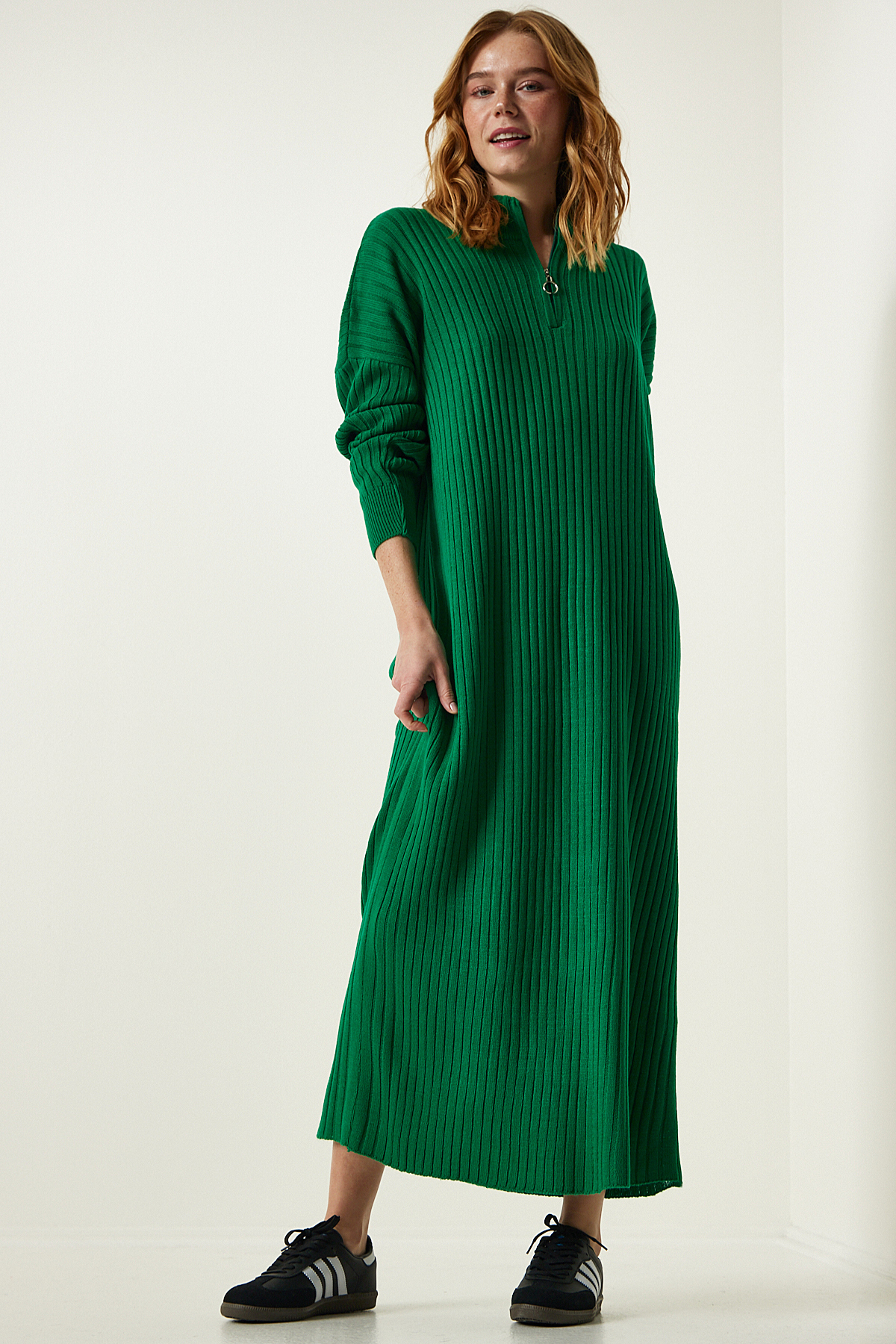 Happiness İstanbul Dámske zelené rebrované oversize úpletové šaty DD01251