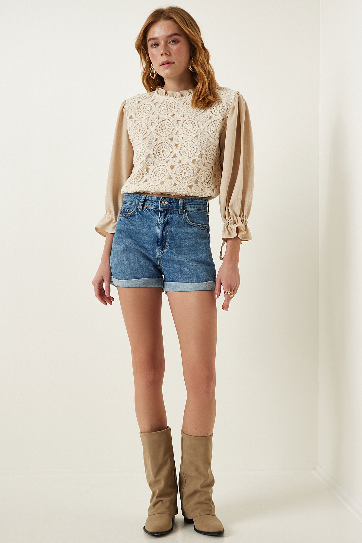 Happiness İstanbul-Beige Bluse aus gewebtem Leinen mit Spitzendetail für Damen TP00024 4