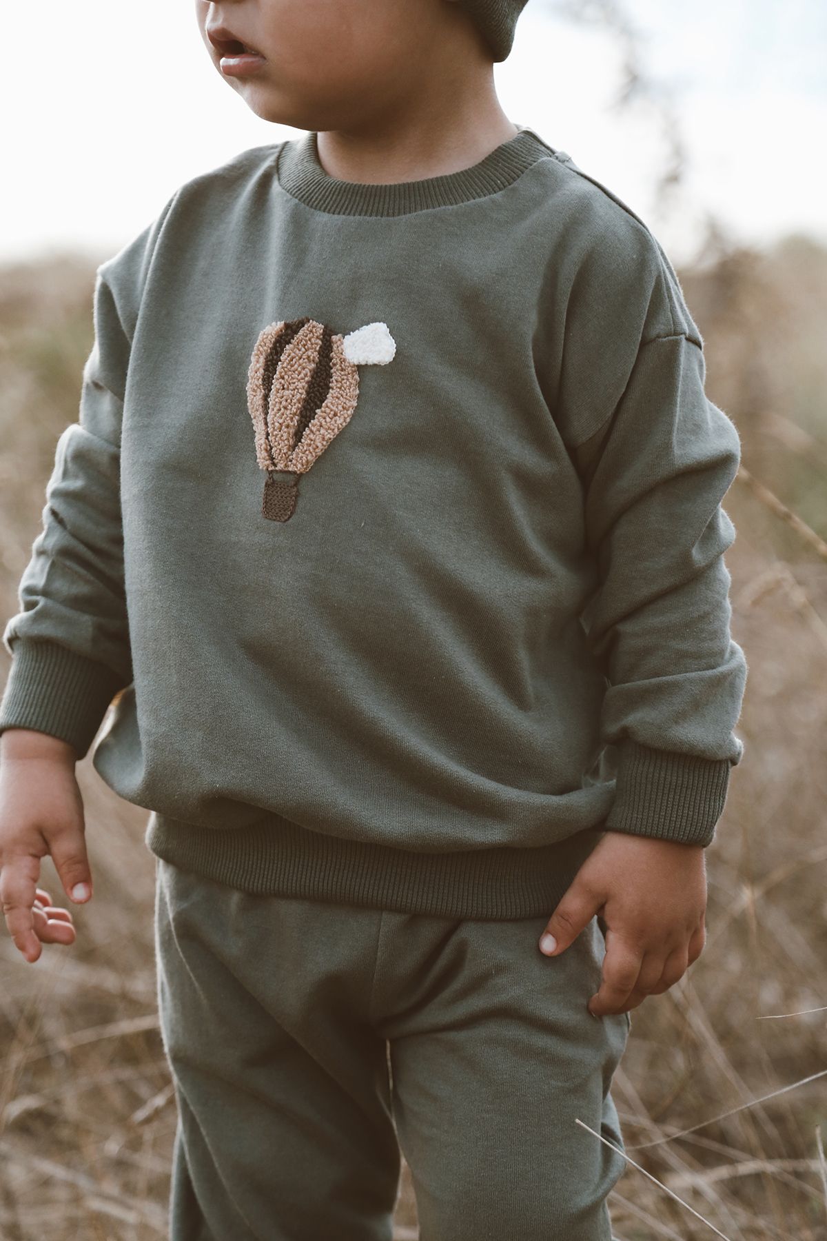 Khaki tracksuit kids 2025